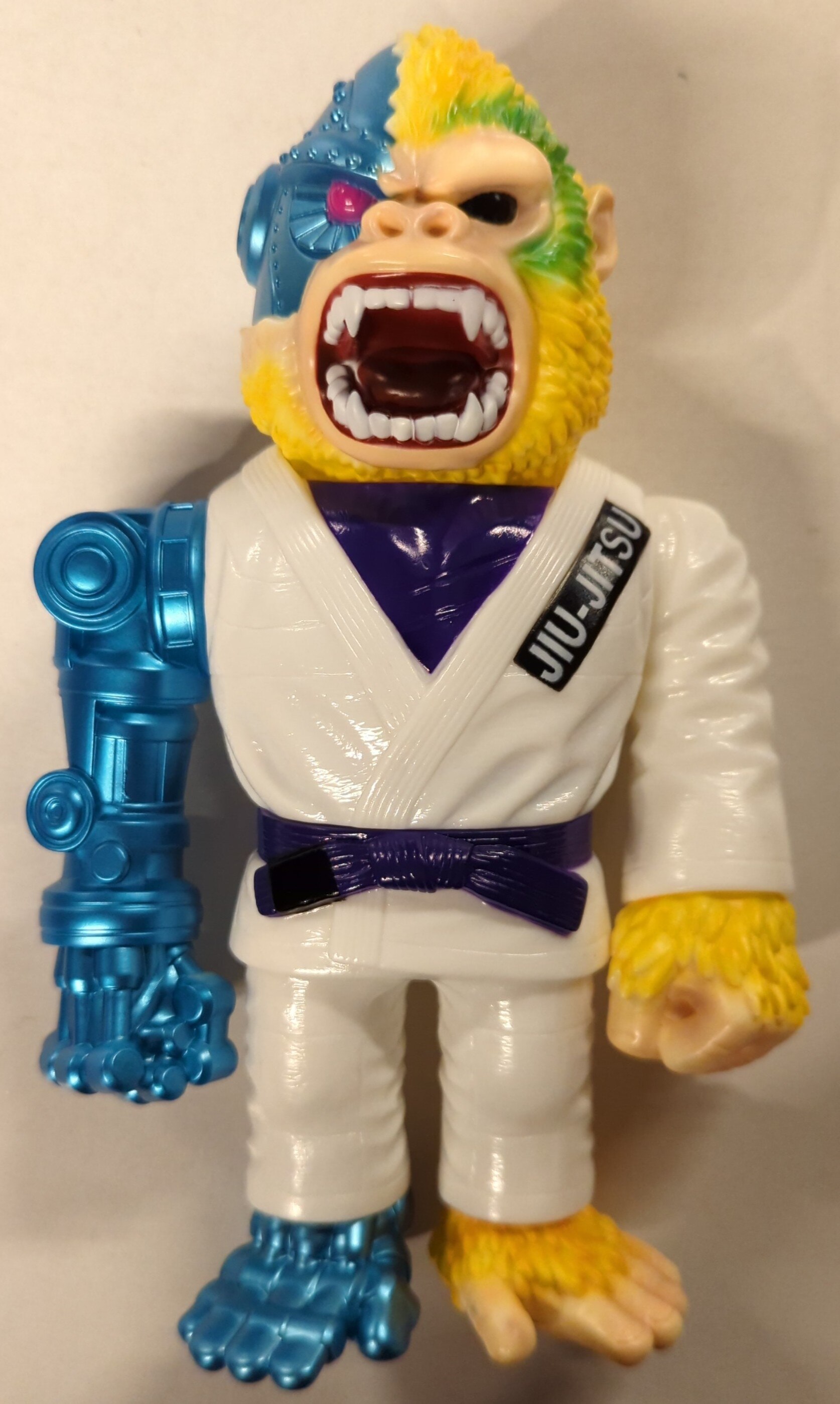 RED SHARK Jiu-Jitsu Animal Fighter Max Kong White Gi Purple Belt