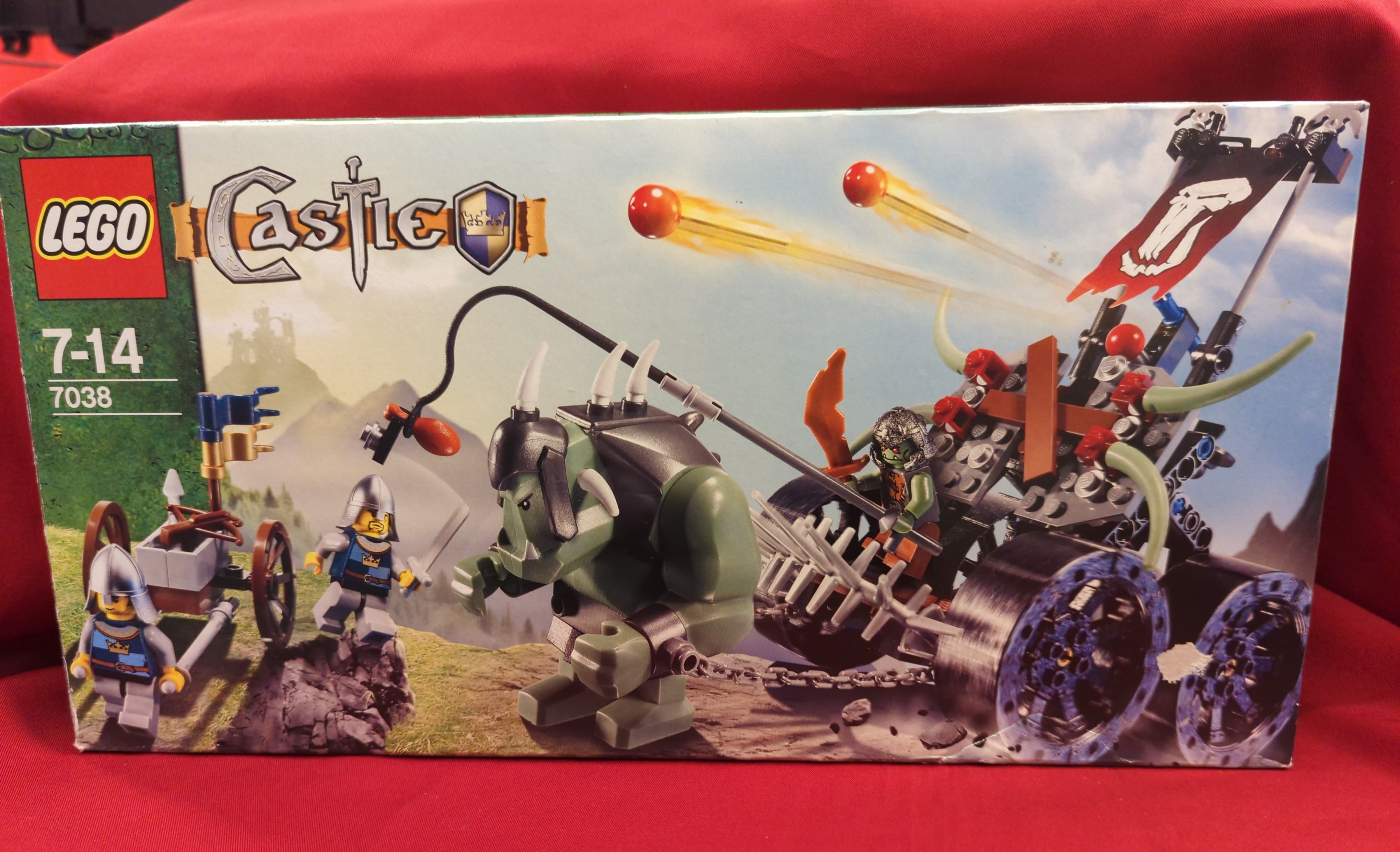 Lego CASTLE Troll Assault Wagon 7038 MANDARAKE