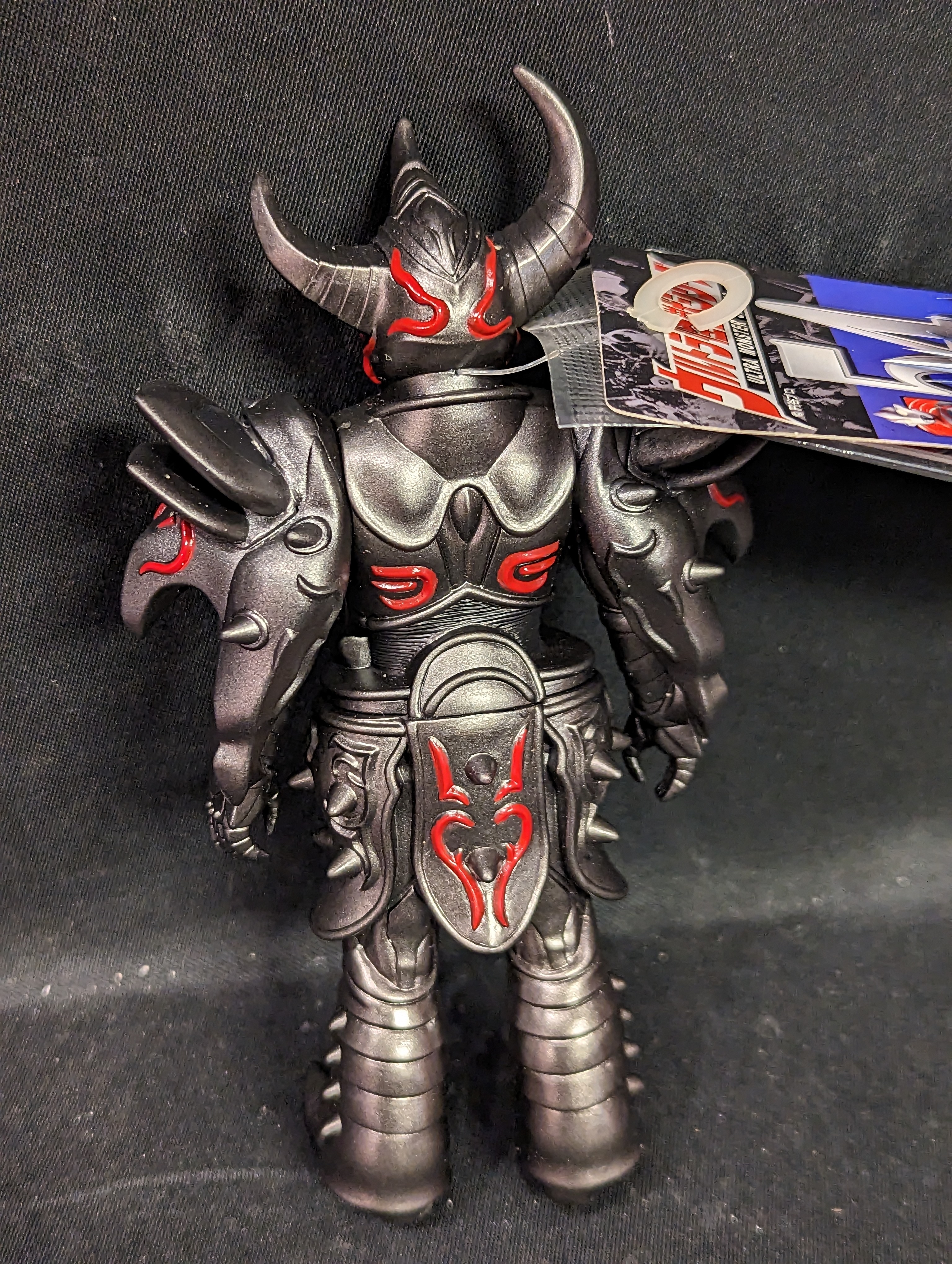 ウルトラ怪獣シリーズ54 アーマードダークネス : スカーレット