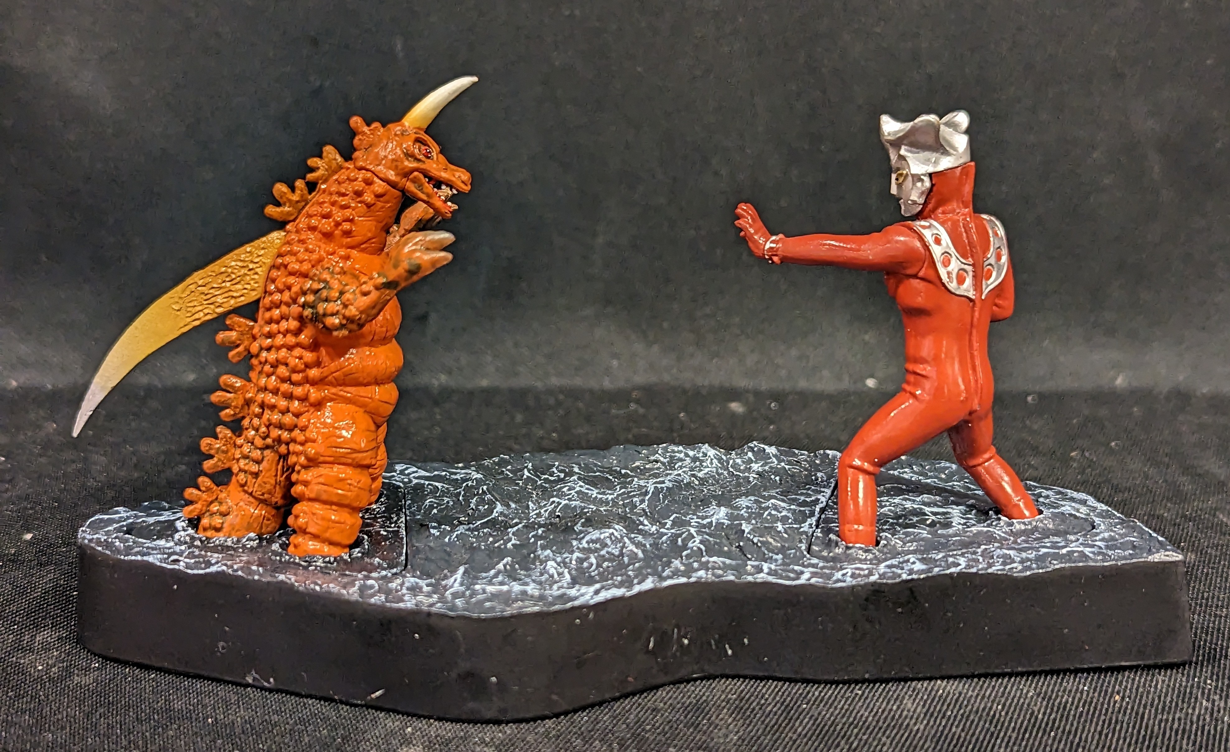 ダークナイトちゃまsp. 206便ま消滅す ウルトラ怪獣名鑑