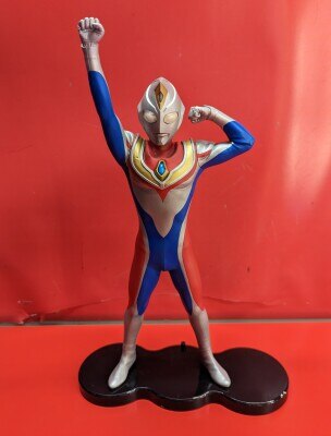 ウルトラマンダイナ (フラッシュタイプ) 登場ポーズ