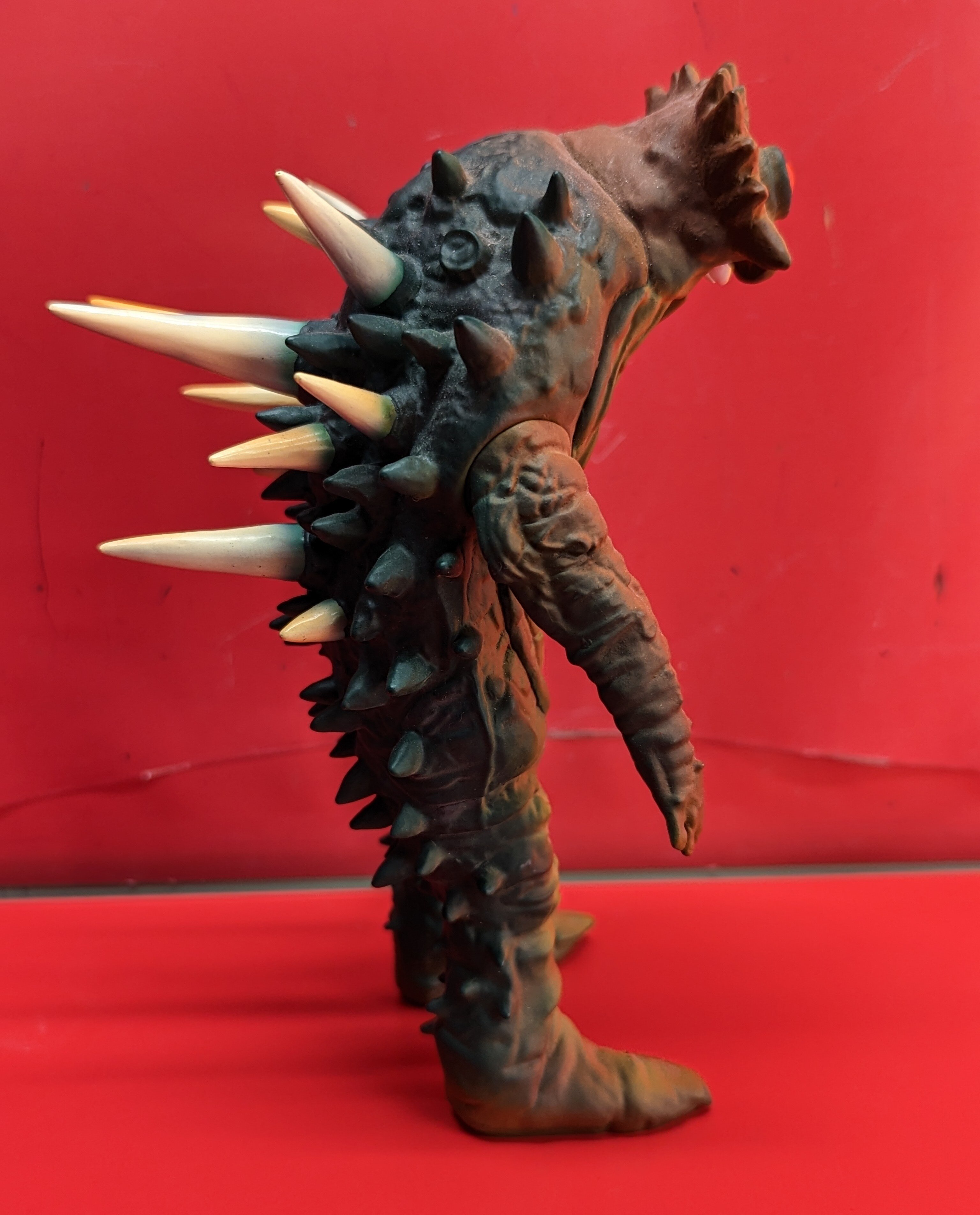 プレックス ウルトラ大怪獣シリーズ5000 電波怪獣ビーコン 夕焼けVer 142 | ありある | まんだらけ MANDARAKE