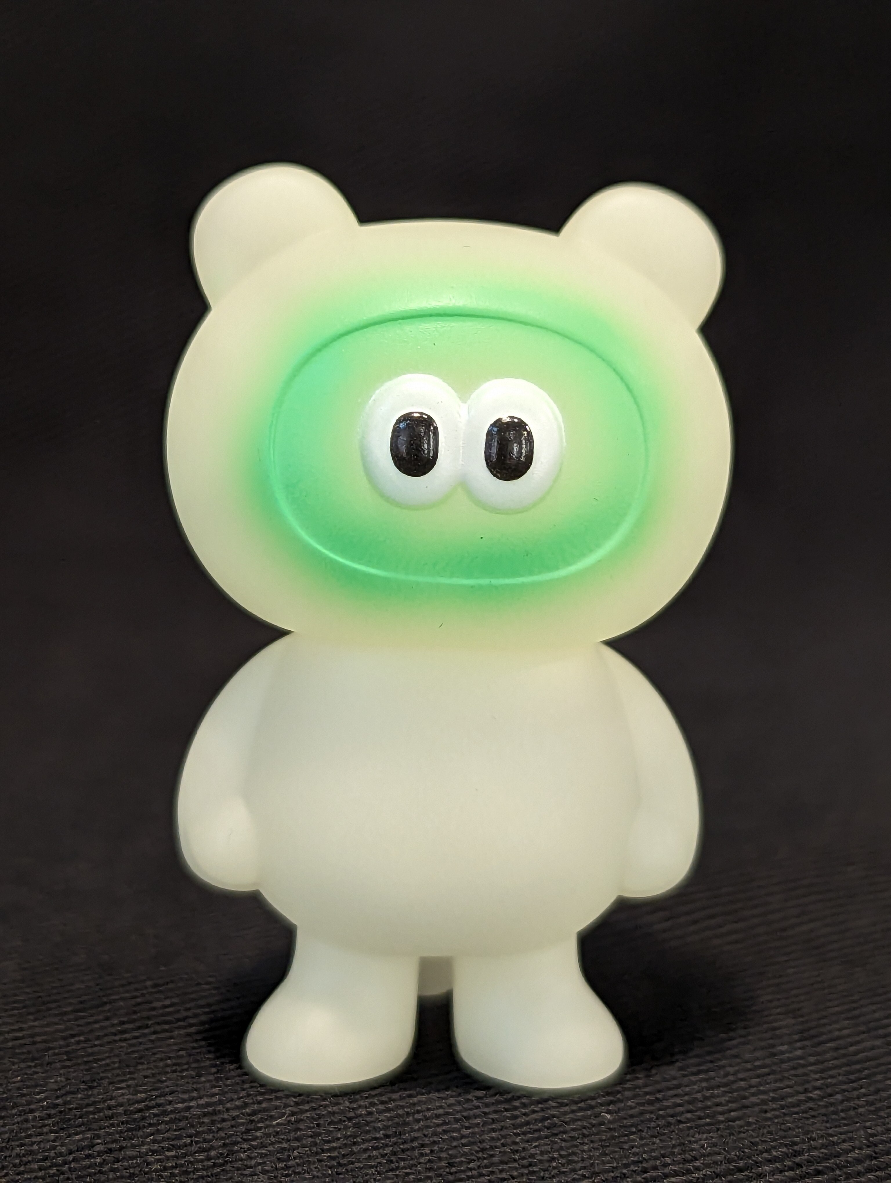 公式サイト VAGシリーズ33 MEDICOMTOY たぬきゅん (蓄光風 たぬきゅん その他