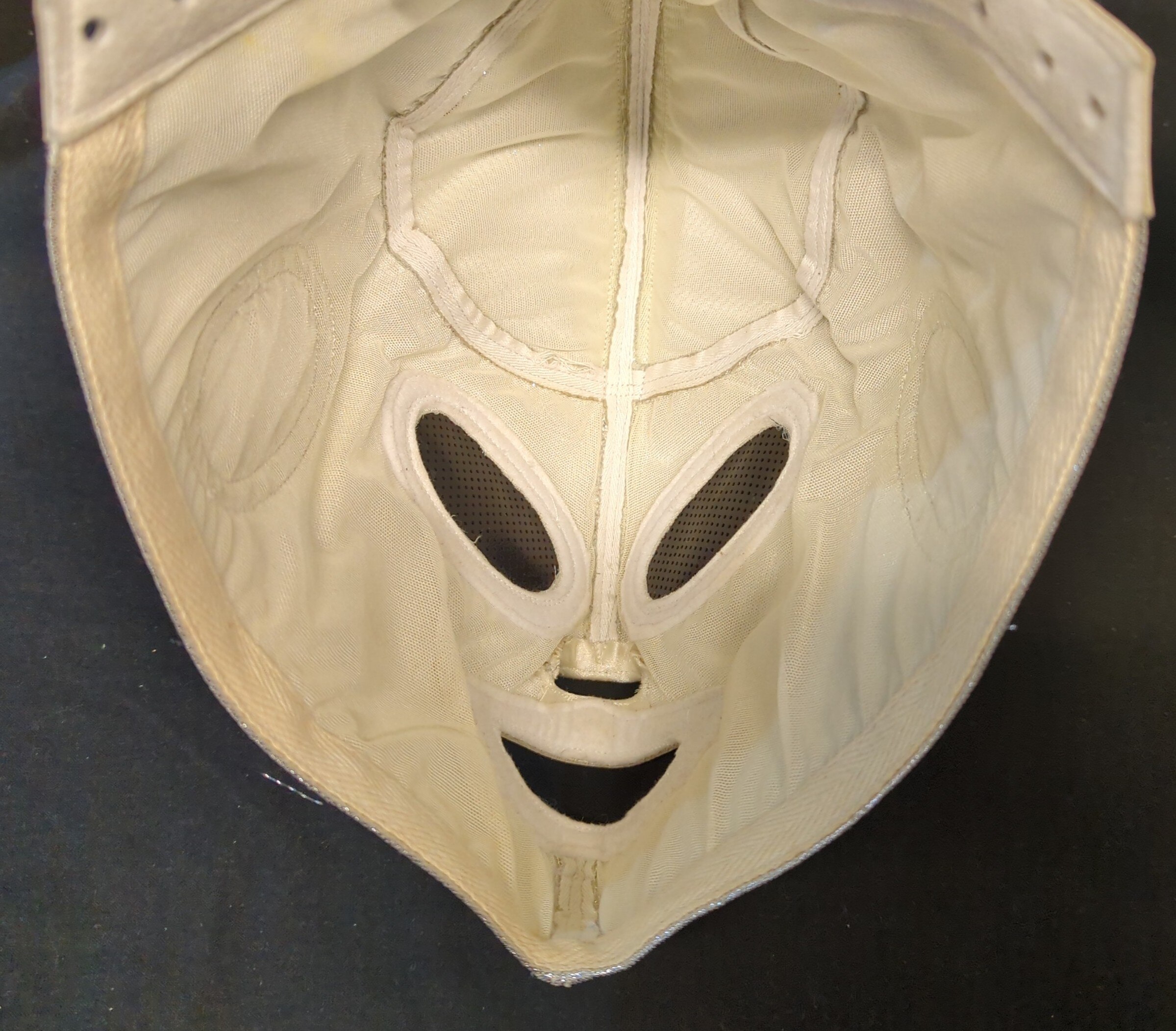 プロレスマスク 【ウルトラマン(銀ラメ×銀フチ)】 タグなし | まんだらけ Mandarake