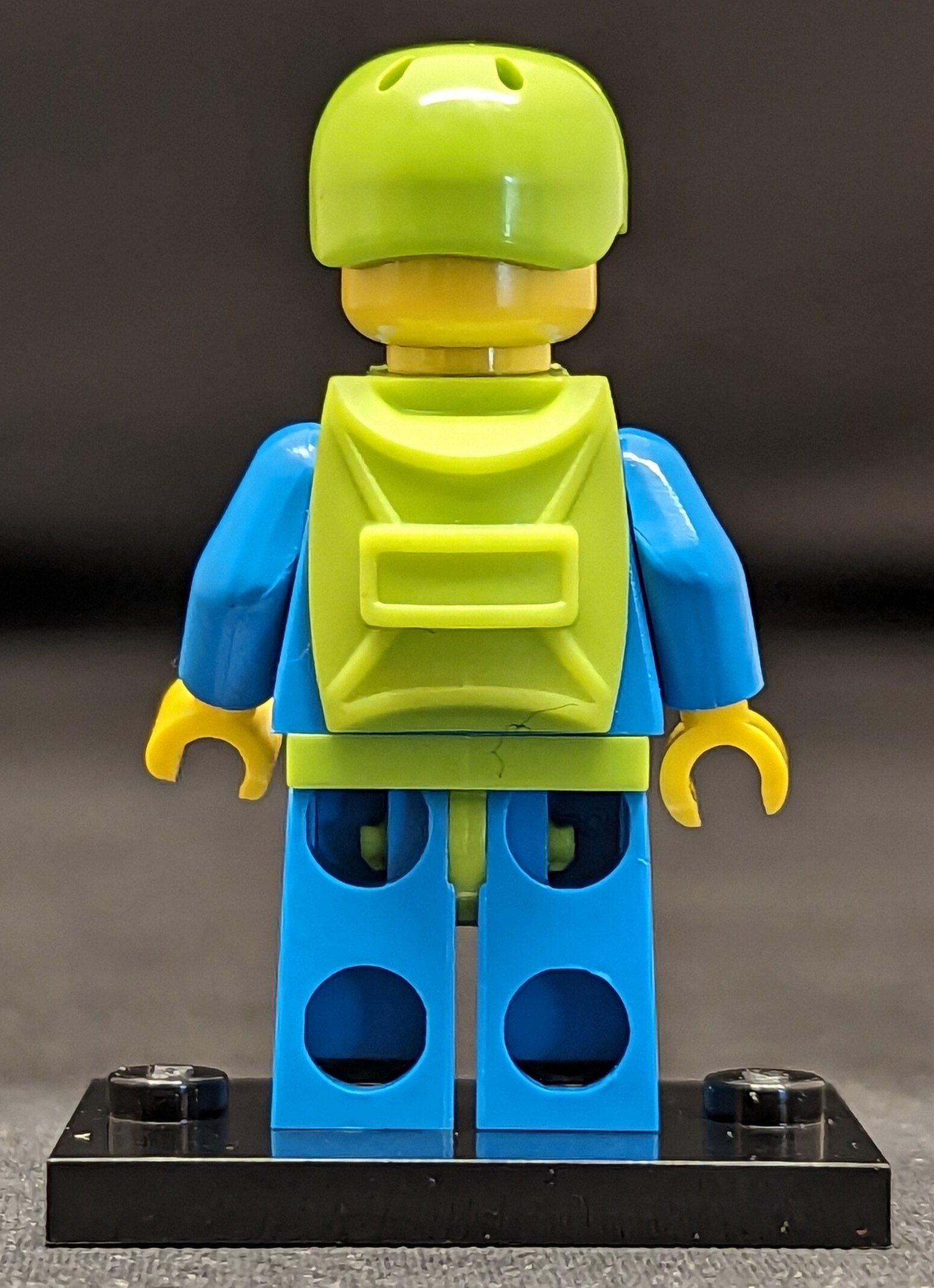 Lego Minifigures Series 10 Skydiver 71001 MANDARAKE