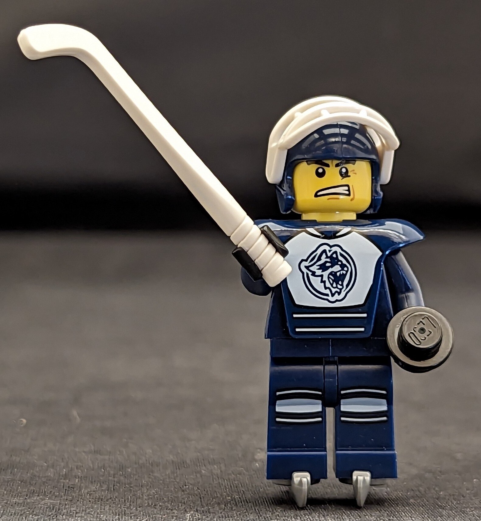 Lego ice hockey player deals