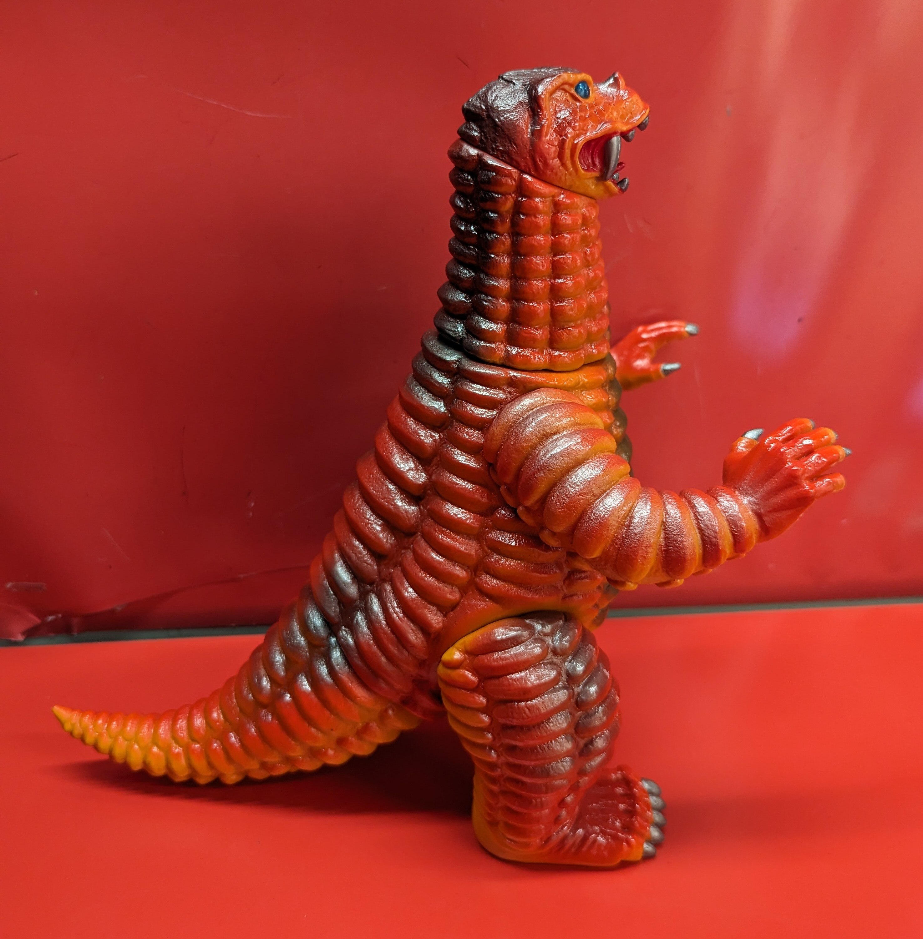フューチャーモデルズ 楳図かずお版ウルトラマン レッドキング
