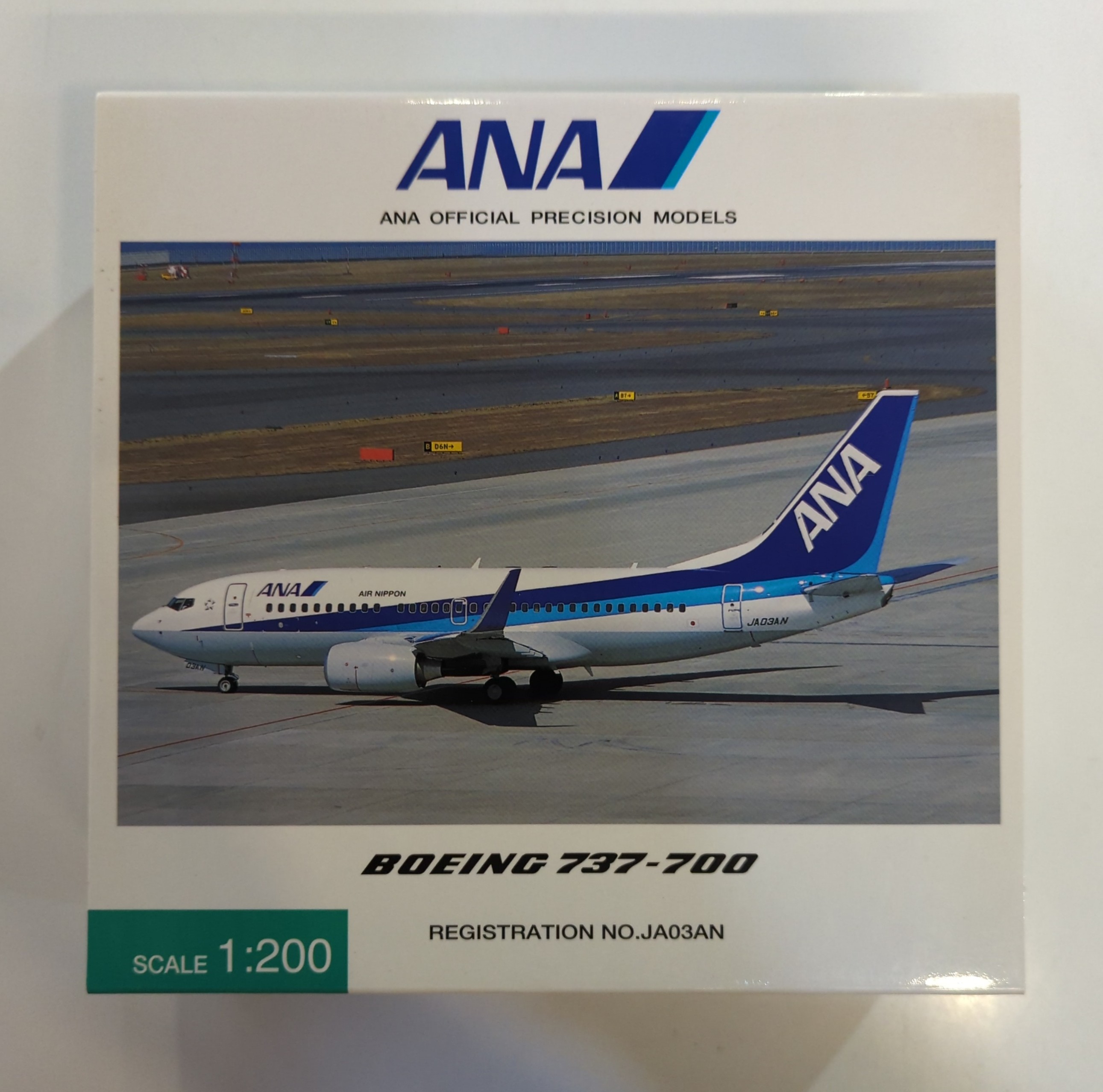 All Nippon Airways Trading 1/200 ANA Boeing 737-700 JA03AN NH20020