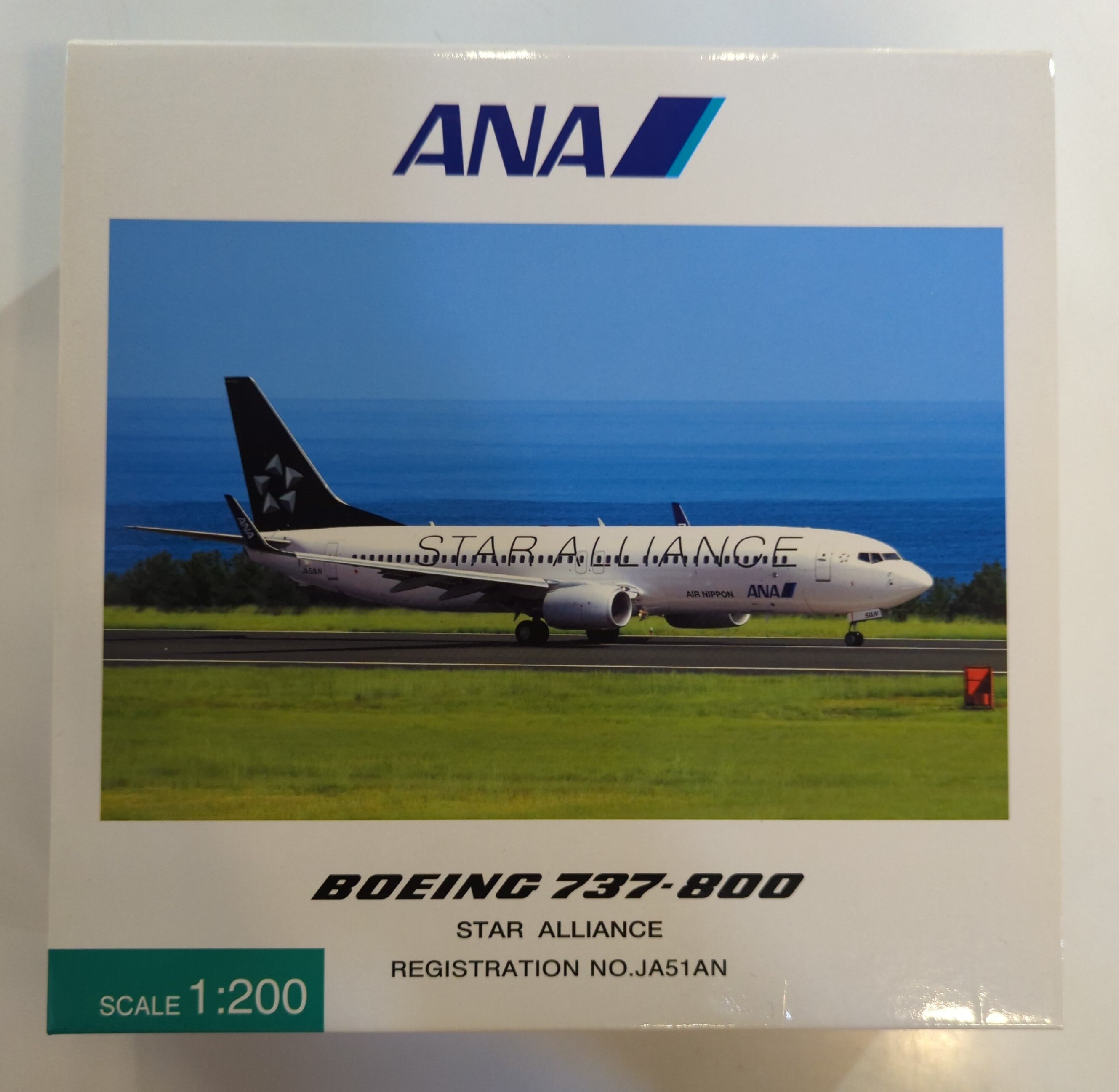 全日空商事 ANA B737-800 JA51AN 1/200 NH20032 ANA B737-800 JA51AN STAR ALLIANCE 1/200 全日空商事 NH20032 1/200