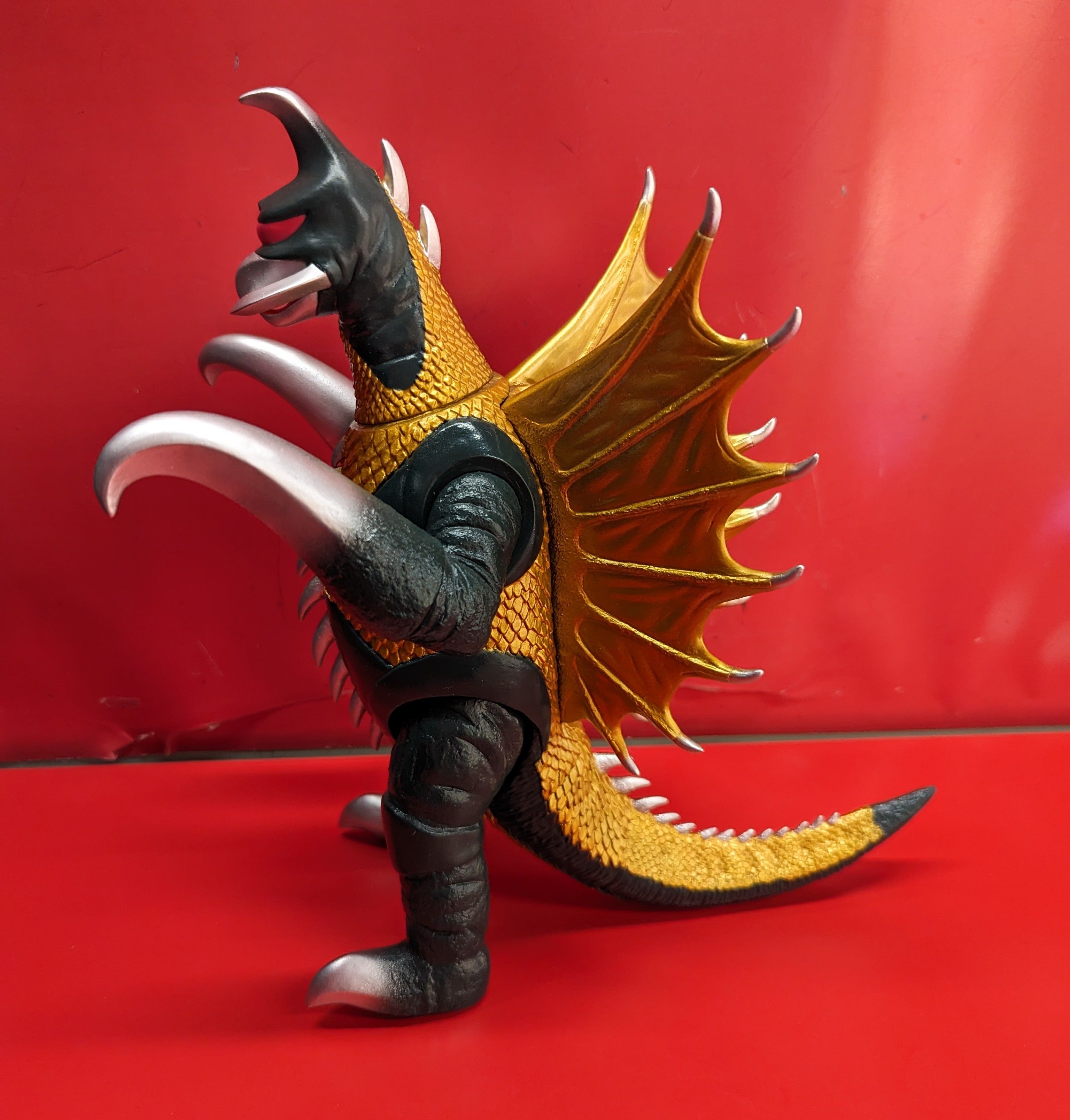 ギガブレイン ガイガン 2代目 レッドクリア | GIGAN Museum