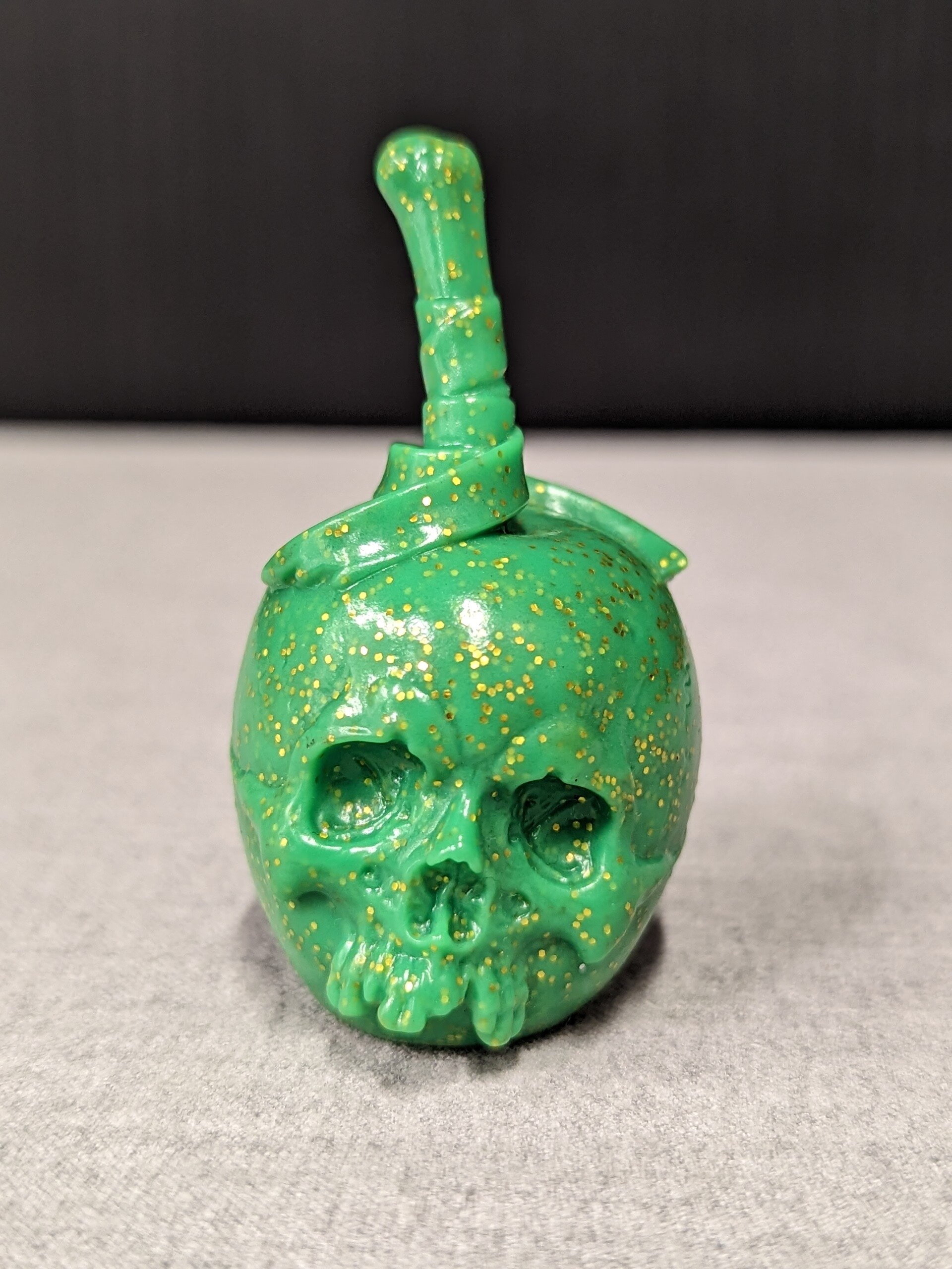 PUSHEAD SOUR GOLD CHROME メディコムトイ パスヘッド 【公式通販】