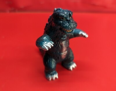 CHARACTICS キャラクティックスの東宝ミニ怪獣シリーズ ゴジラ ミニサイズ グレー成型 | ありある | まんだらけ MANDARAKE