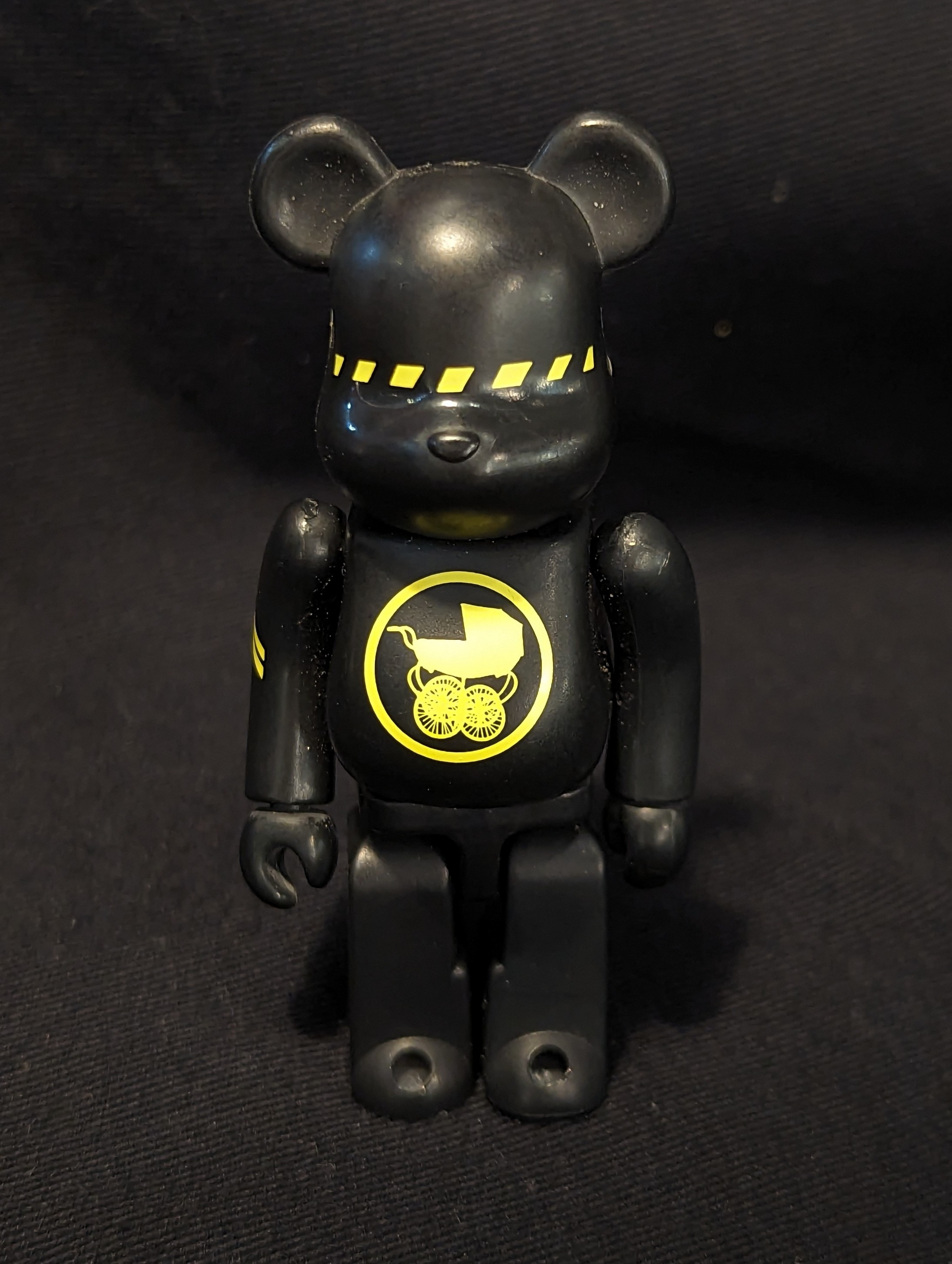 MEDICOMTOY BE@RBRICK ARTIST FUTURA(黒) 100% シリーズ5 | まんだらけ Mandarake