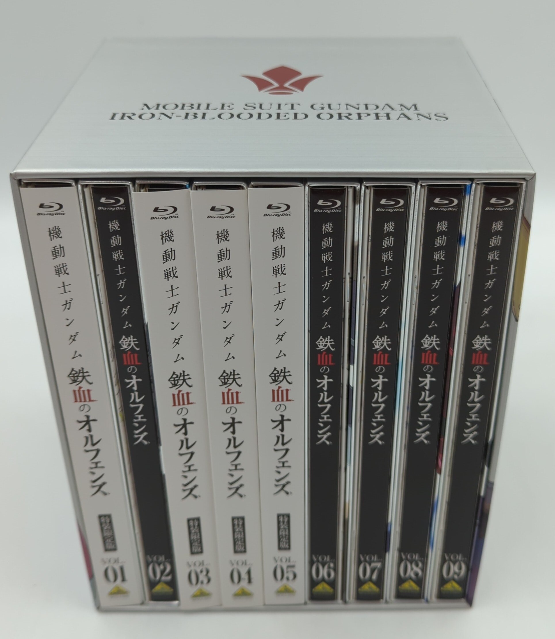 アニメBlu-ray BOX付)機動戦士ガンダム 鉄血のオルフェンズ 特装限定版 ...