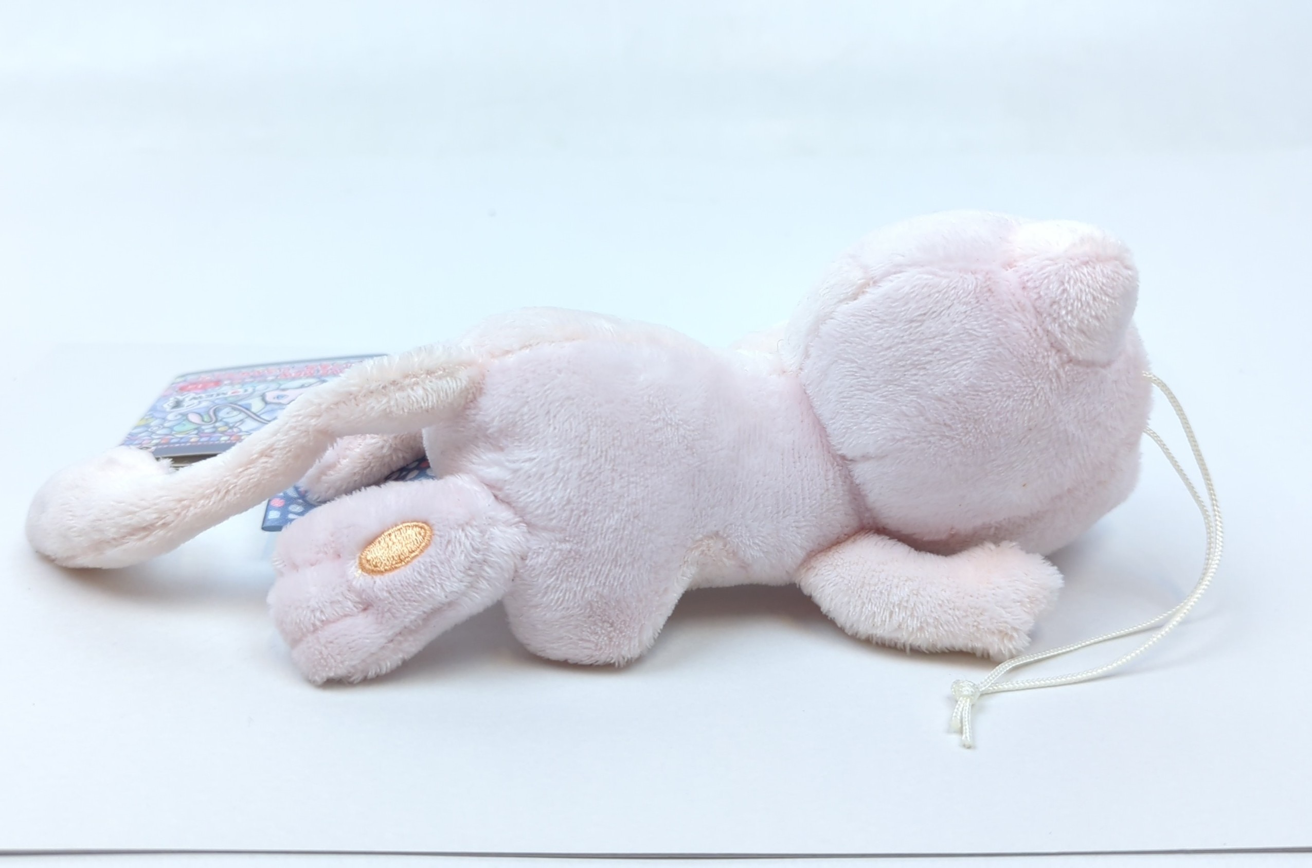 Banpresto mew plush discount