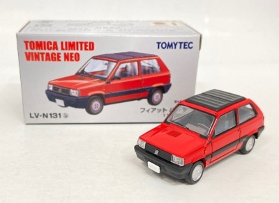 Tomytec Tomica Limited Vintage NEO Fiat Panda 1100CLX (Red) LV-N131b