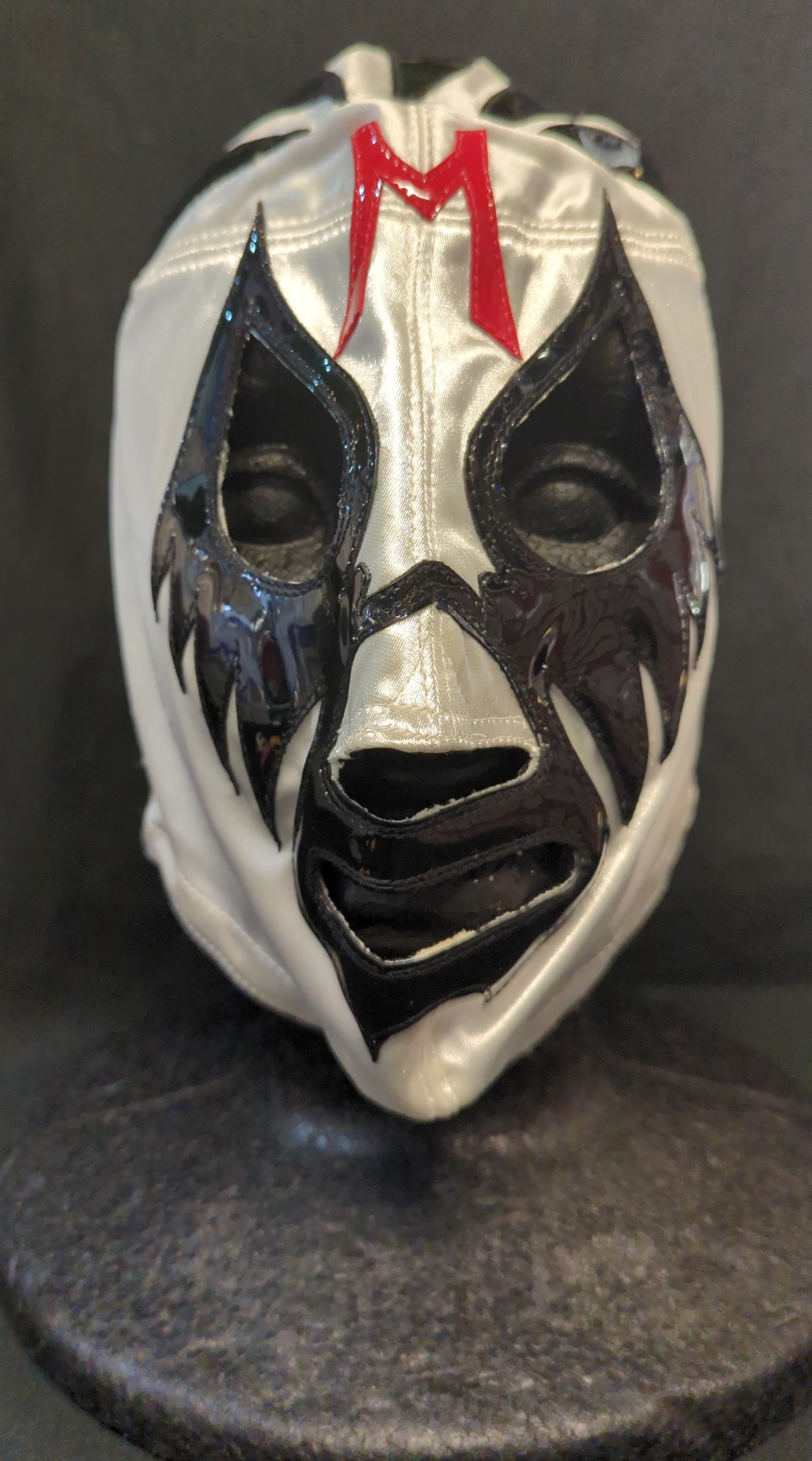 ミルマスカラス プロレスマスク 全日本プロレス 覆面 黒x金 - 格闘技 