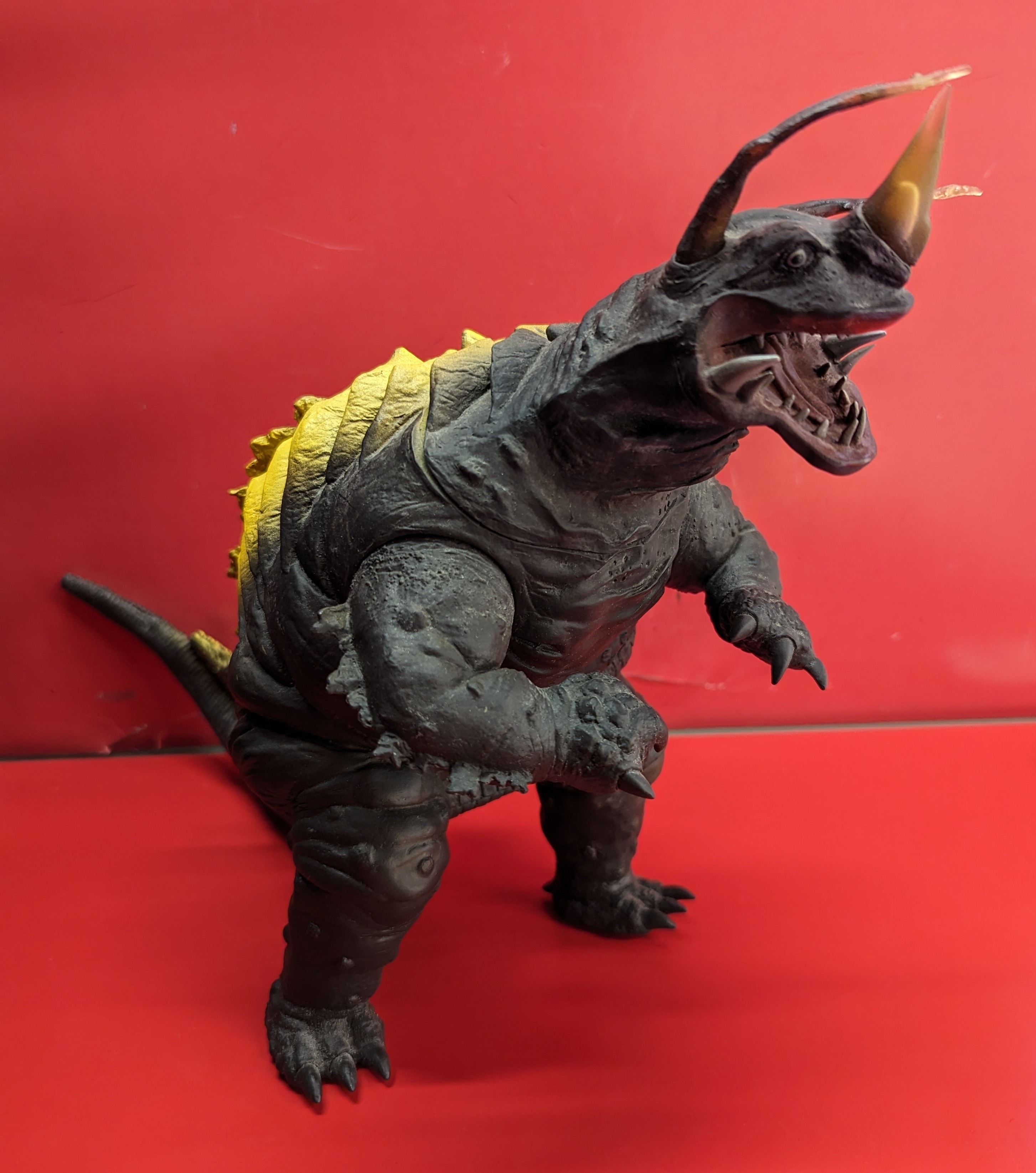 CCP 怪獣無法地帯CCPセレクション 透明怪獣ネロンガ | ありある | まんだらけ MANDARAKE