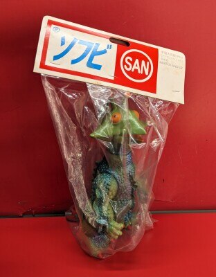 マルサン 宇宙大怪獣ギララ ギララ ビデオディスプレイモデル(ギララ成形色黄緑) | ありある | まんだらけ MANDARAKE