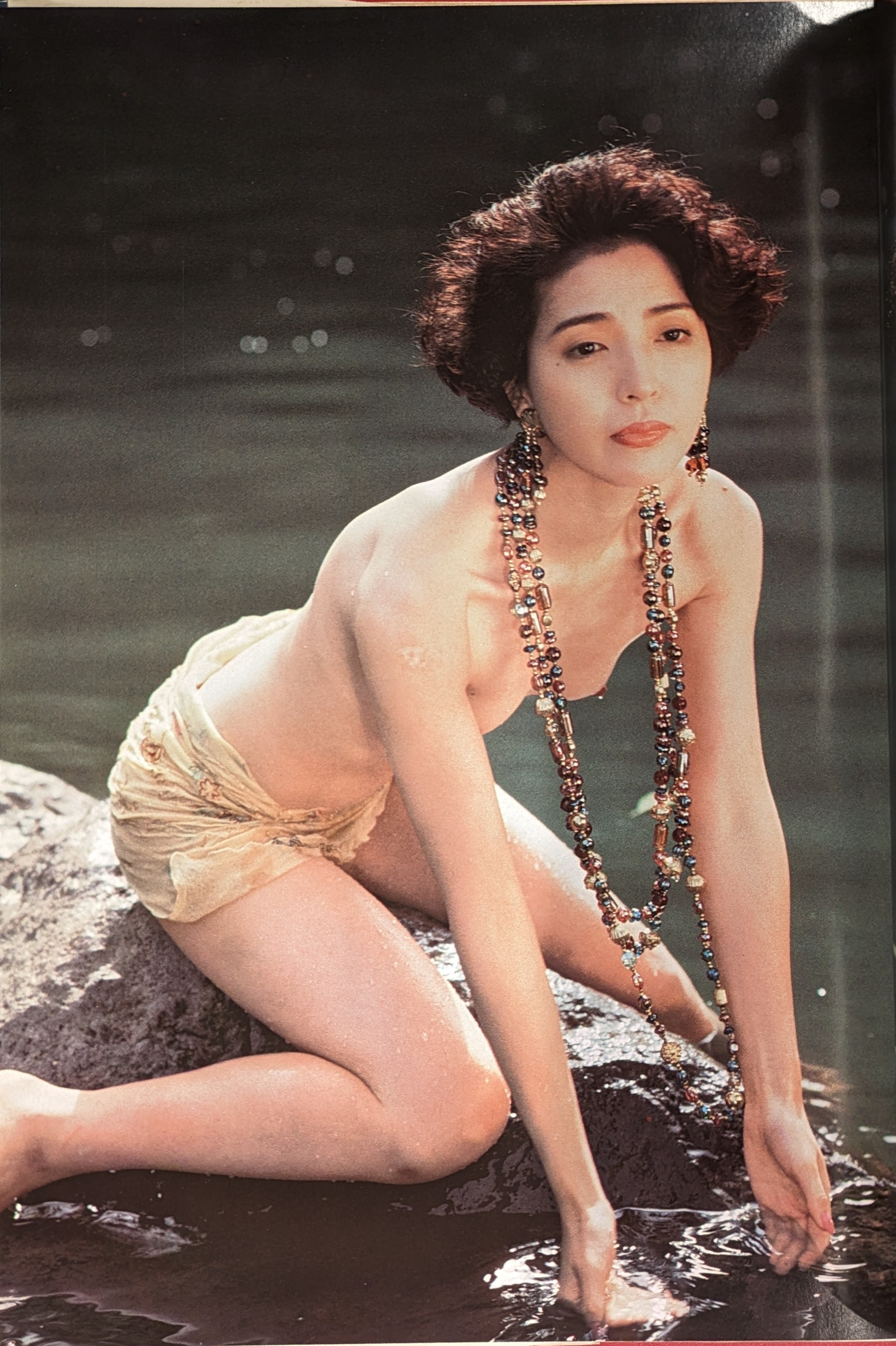 浜田朱里　ヌード 