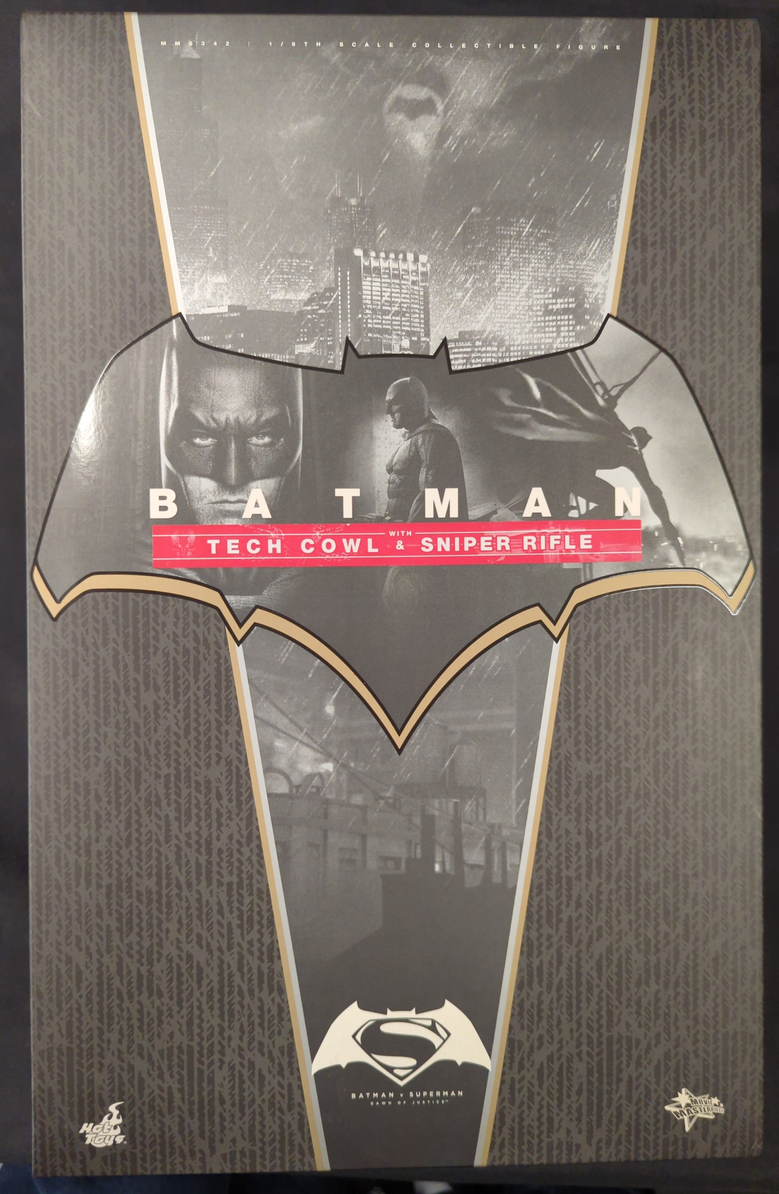 Batman tech cowl hot top toys