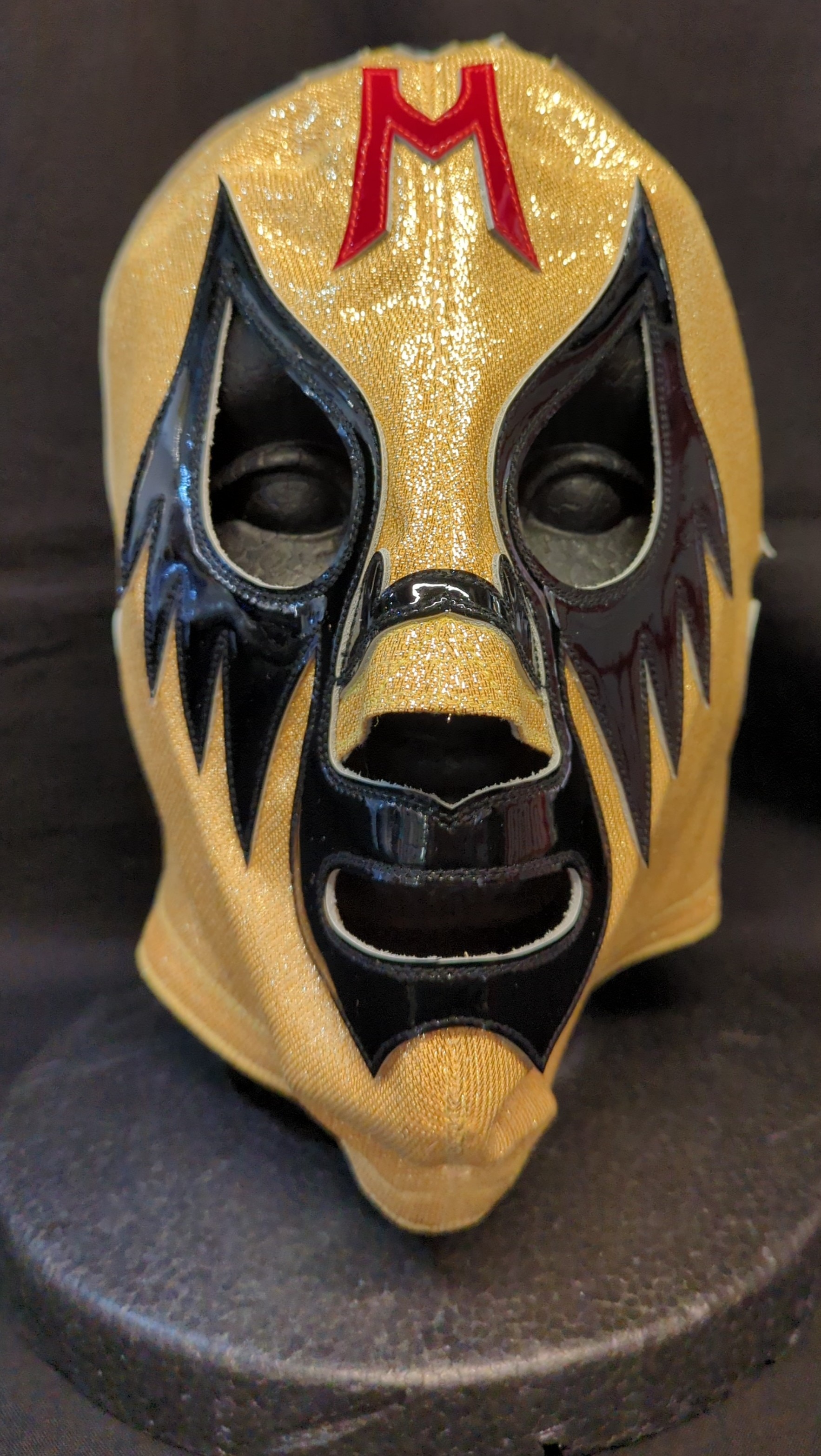 プロレスマスク CACAO製【ミル・マスカラス(旧金ラメ×黒・赤フチ)】 タグ付き | まんだらけ Mandarake