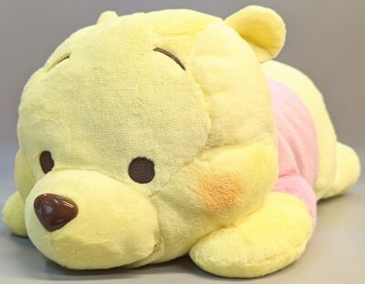 赤いほっぺ 寝そべり スーパーラージぬいぐるみ