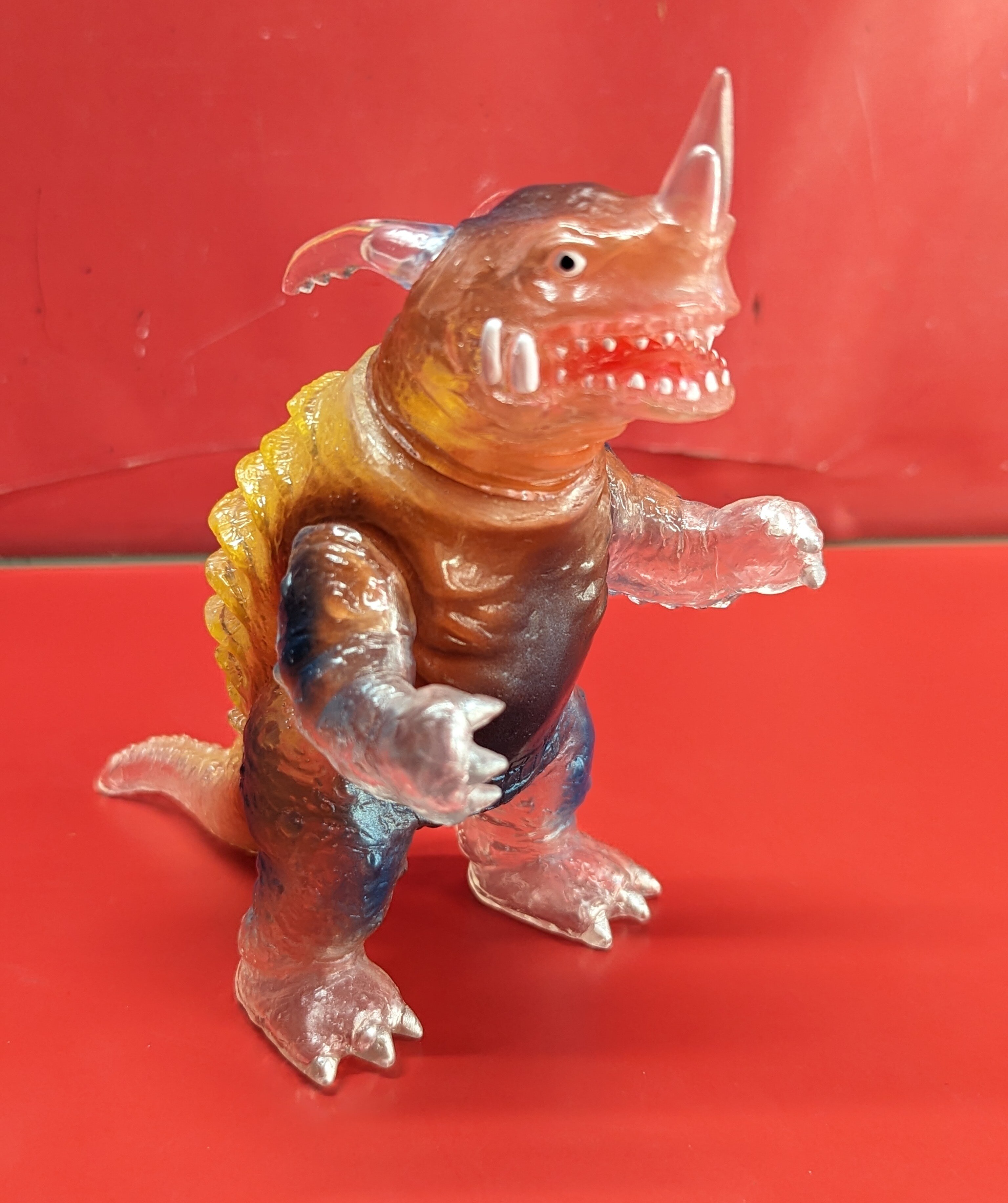 web限定アイテム 中古品】ミクロス 茶成型/青/赤/緑塗装 怪獣シリーズ 円谷プロ 特撮