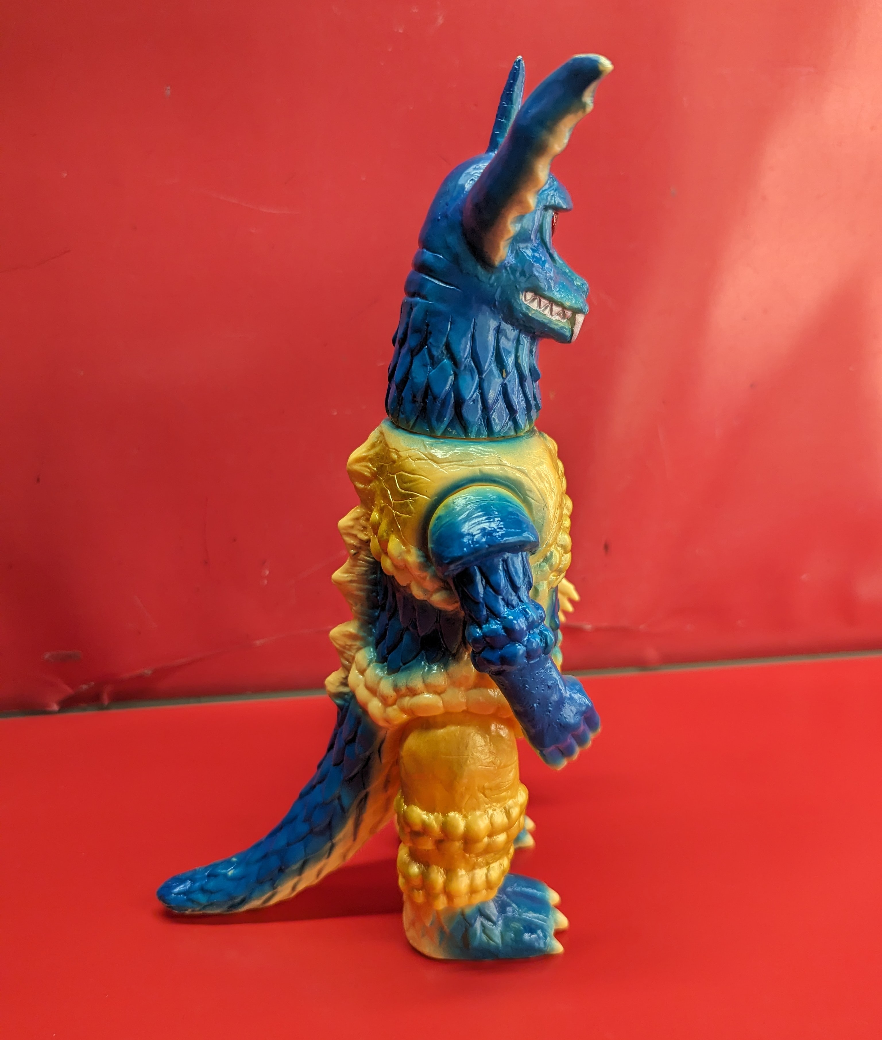 マーミット 世紀の大怪獣シリーズ ブラックサタン 黄色成型
