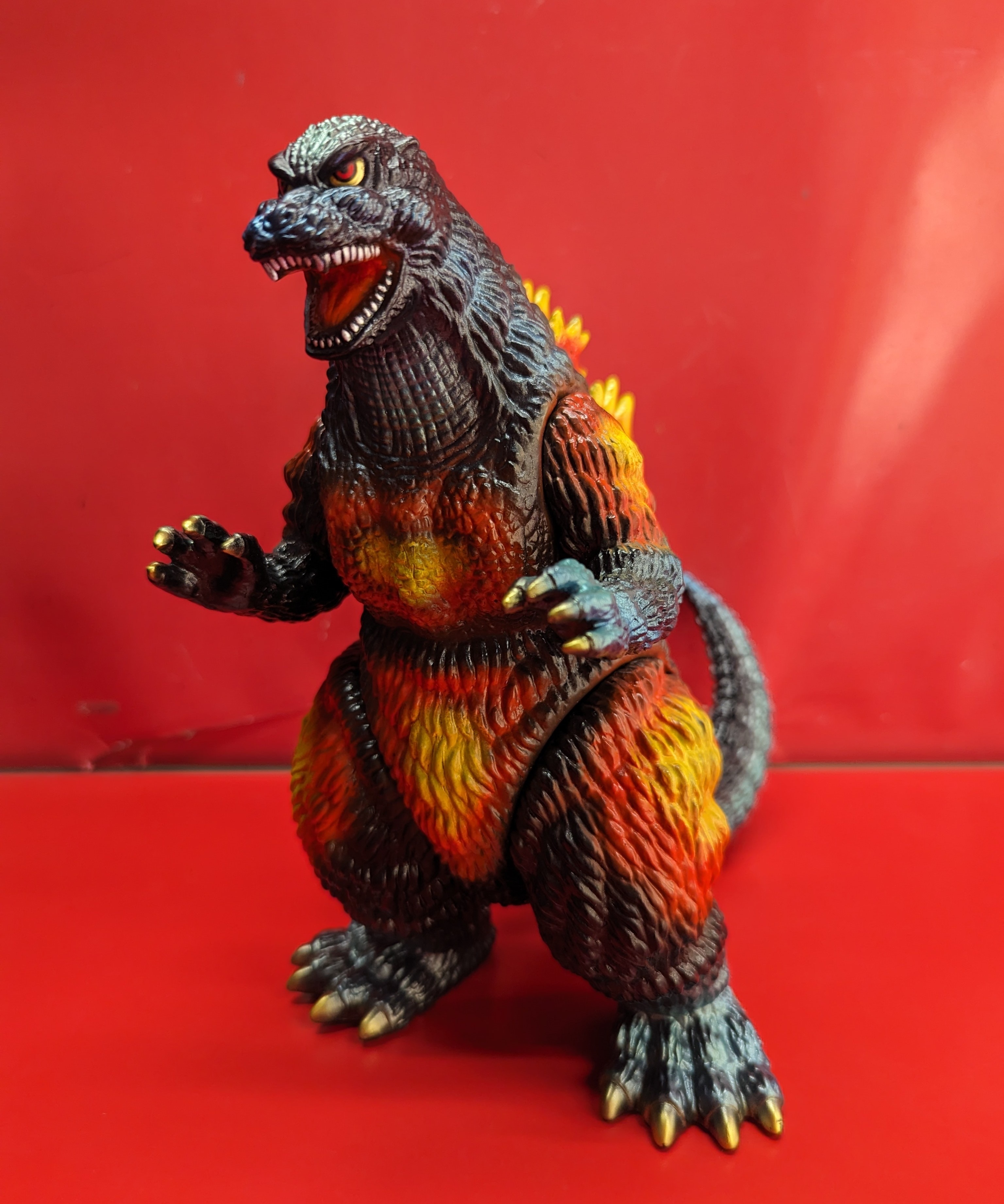 マーミット 世紀の大怪獣シリーズ デスゴジ 咆哮(黒成型/胸背びれ黄赤/爪金) | ありある | まんだらけ MANDARAKE