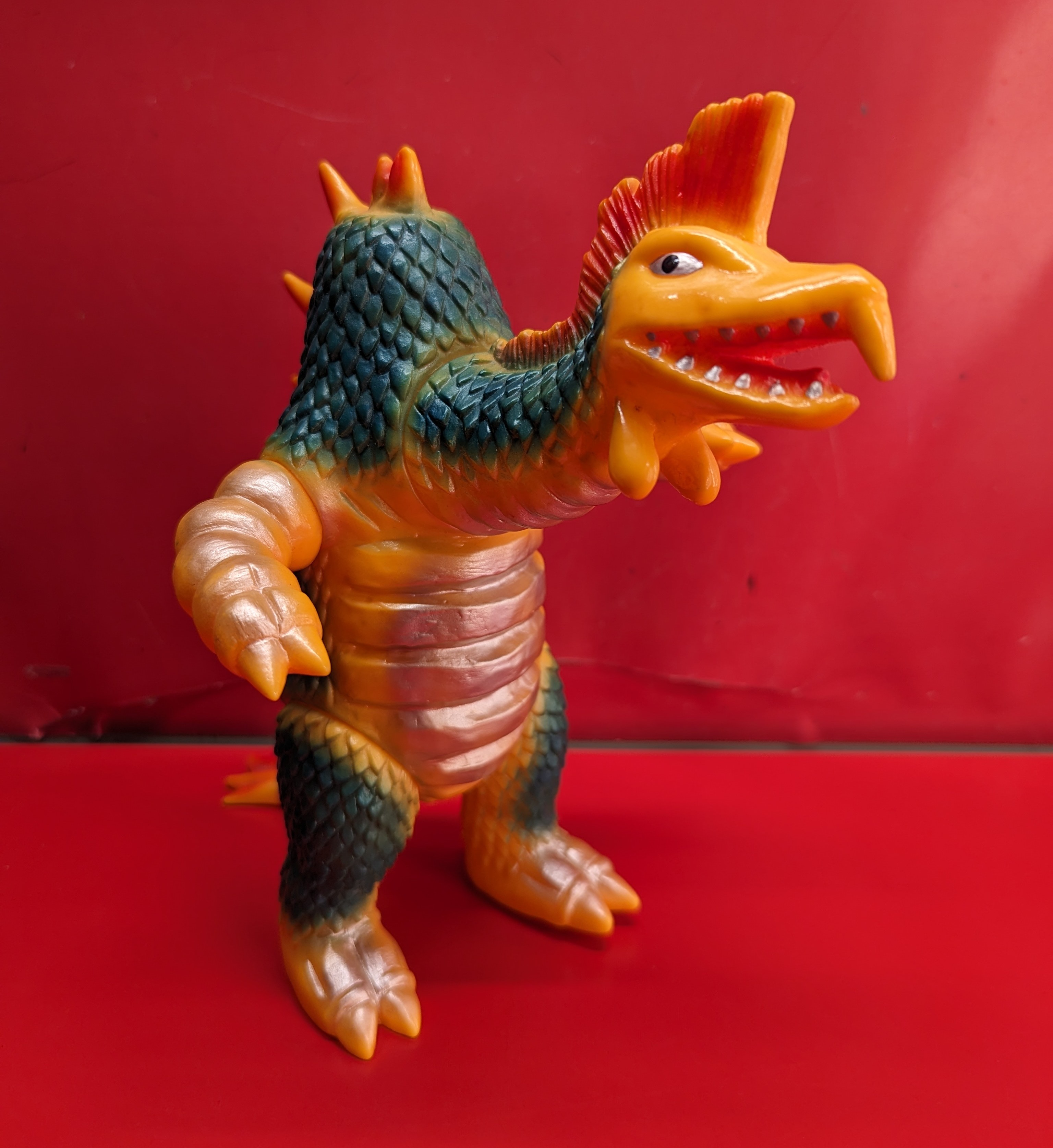 マーミット 世紀の大怪獣シリーズ フェミゴン 2期 黄色成型 マーミット 世紀の大怪獣シリーズ フェミゴン 2期 黄色成型