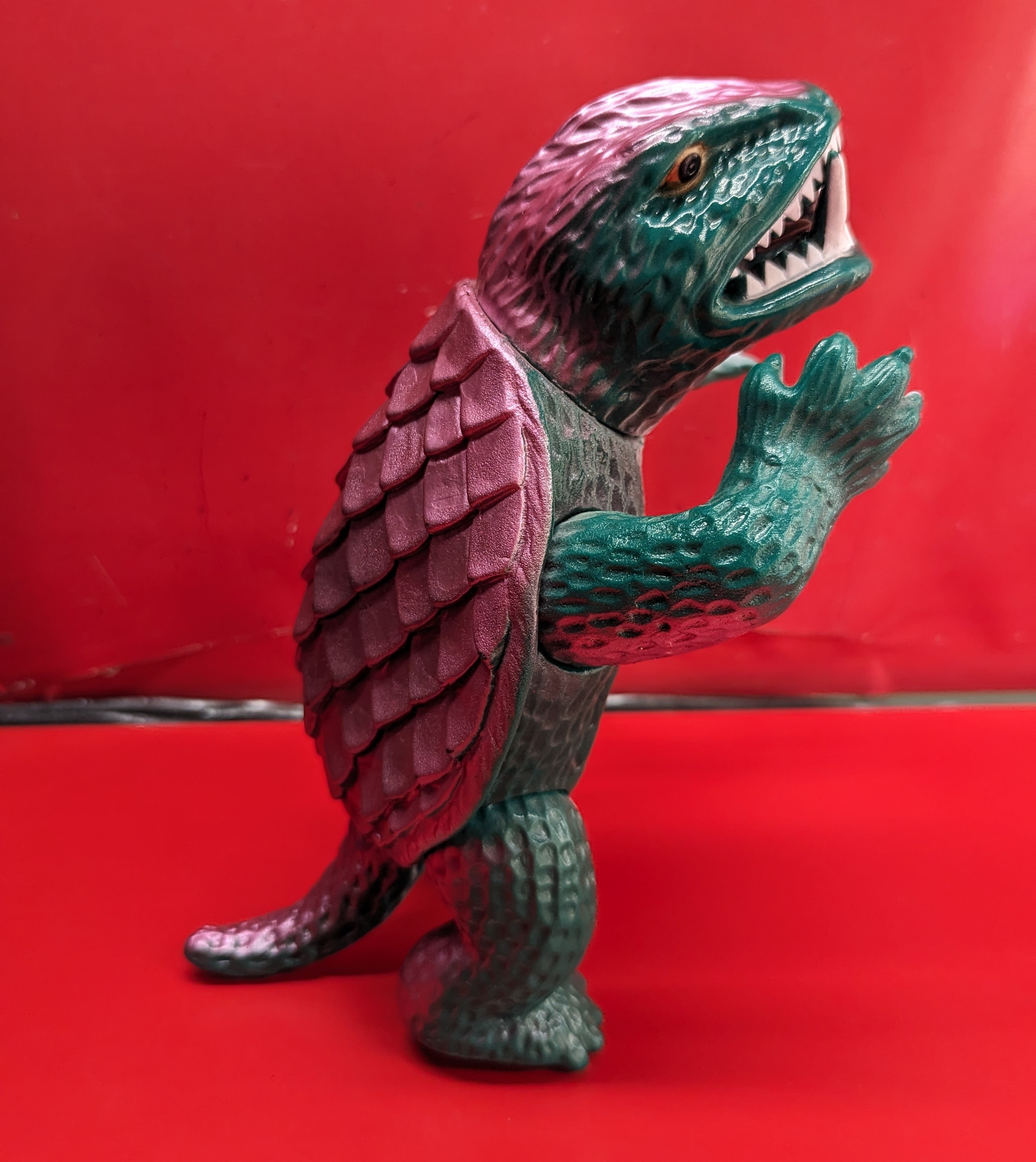 マルサン 復刻/日東の怪獣シリーズ ガメラ(緑成形/紫メタ&白スプレー) | ありある | まんだらけ MANDARAKE