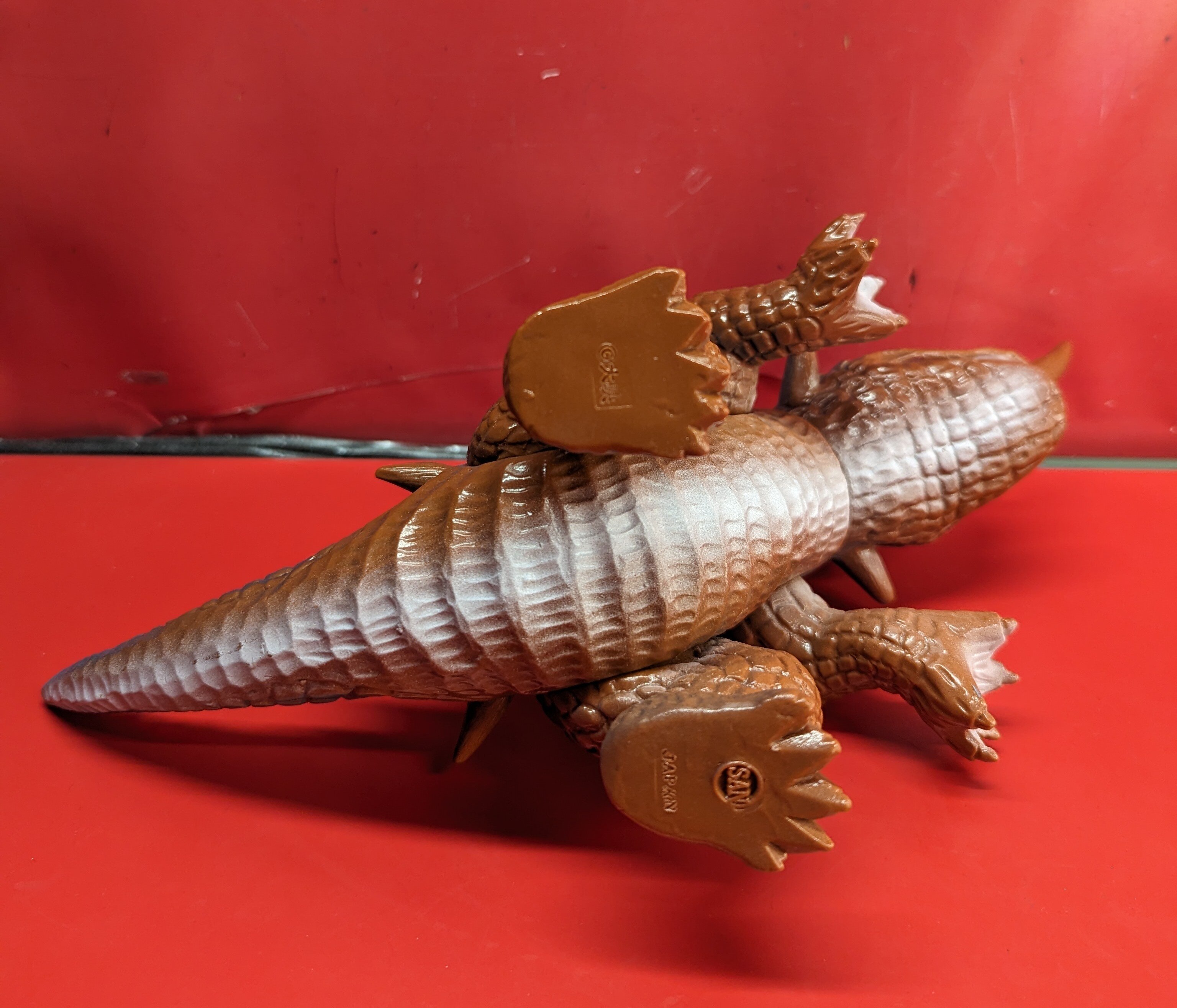 マルサン 日東の怪獣シリーズ 復刻版 バルゴン 茶成型青スプレー | ありある | まんだらけ MANDARAKE