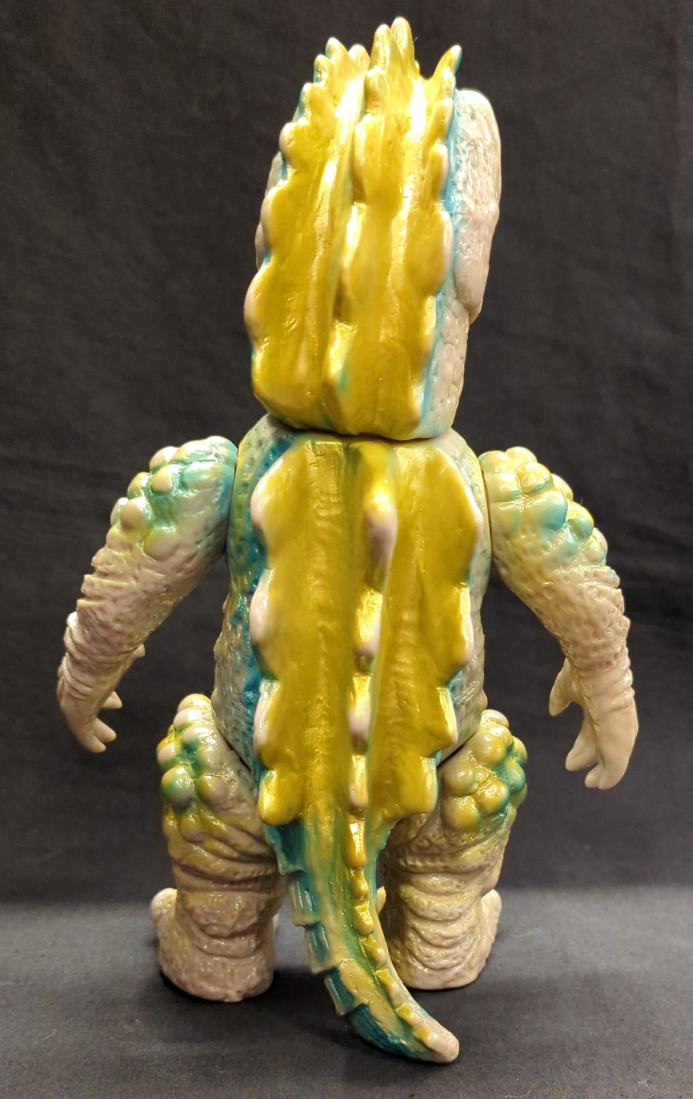 ピーポーピーポー キョウアクザウルス 宇宙怪獣ゾロン 3期 グレー成型 Pz-02 | まんだらけ Mandarake