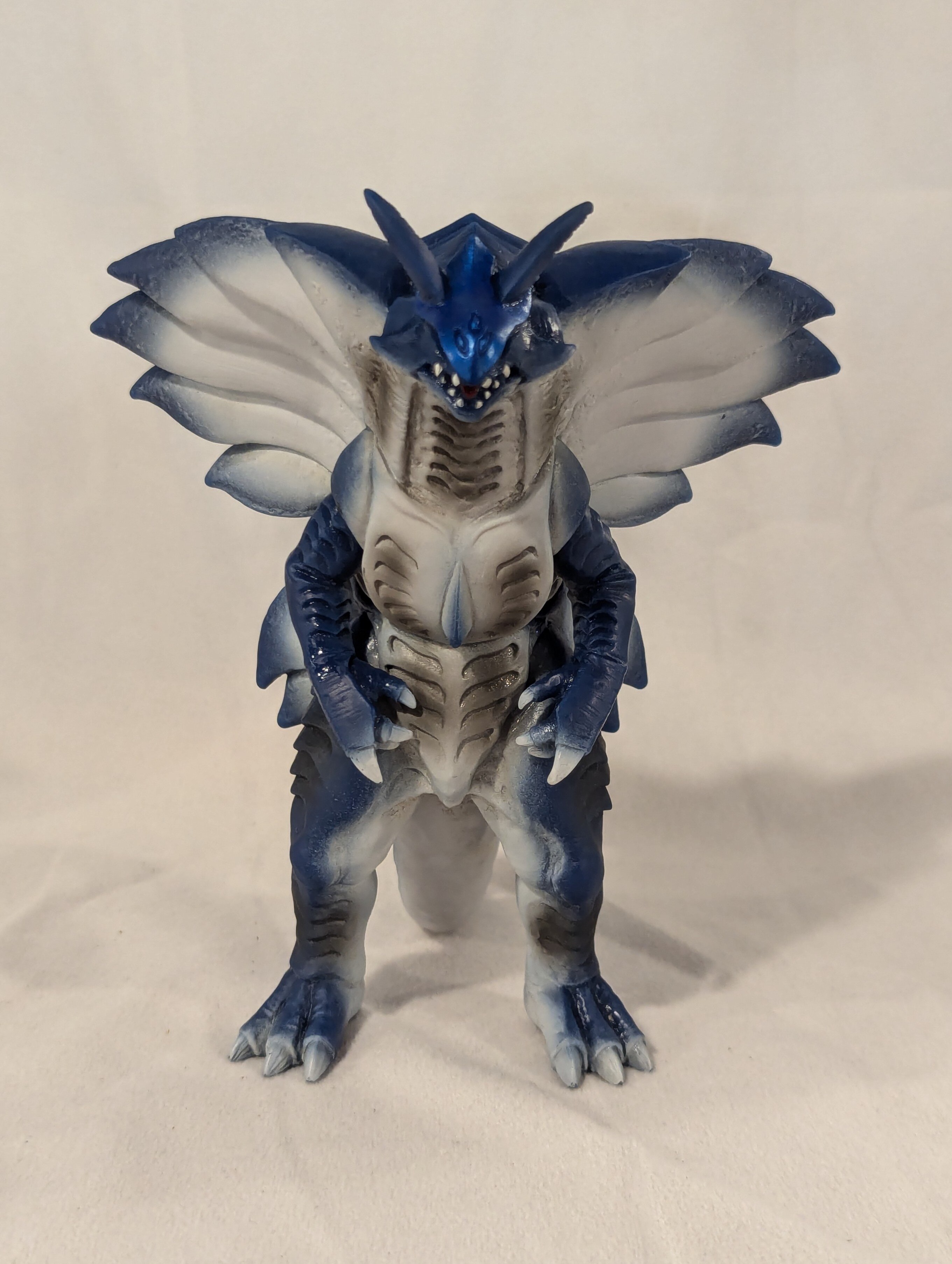 ウルトラヒーロー&怪獣シリーズ ウルトラマンコスモス編 友好巨鳥 リドリアス | noji_nojiToys Museum | MUUSEO  966813