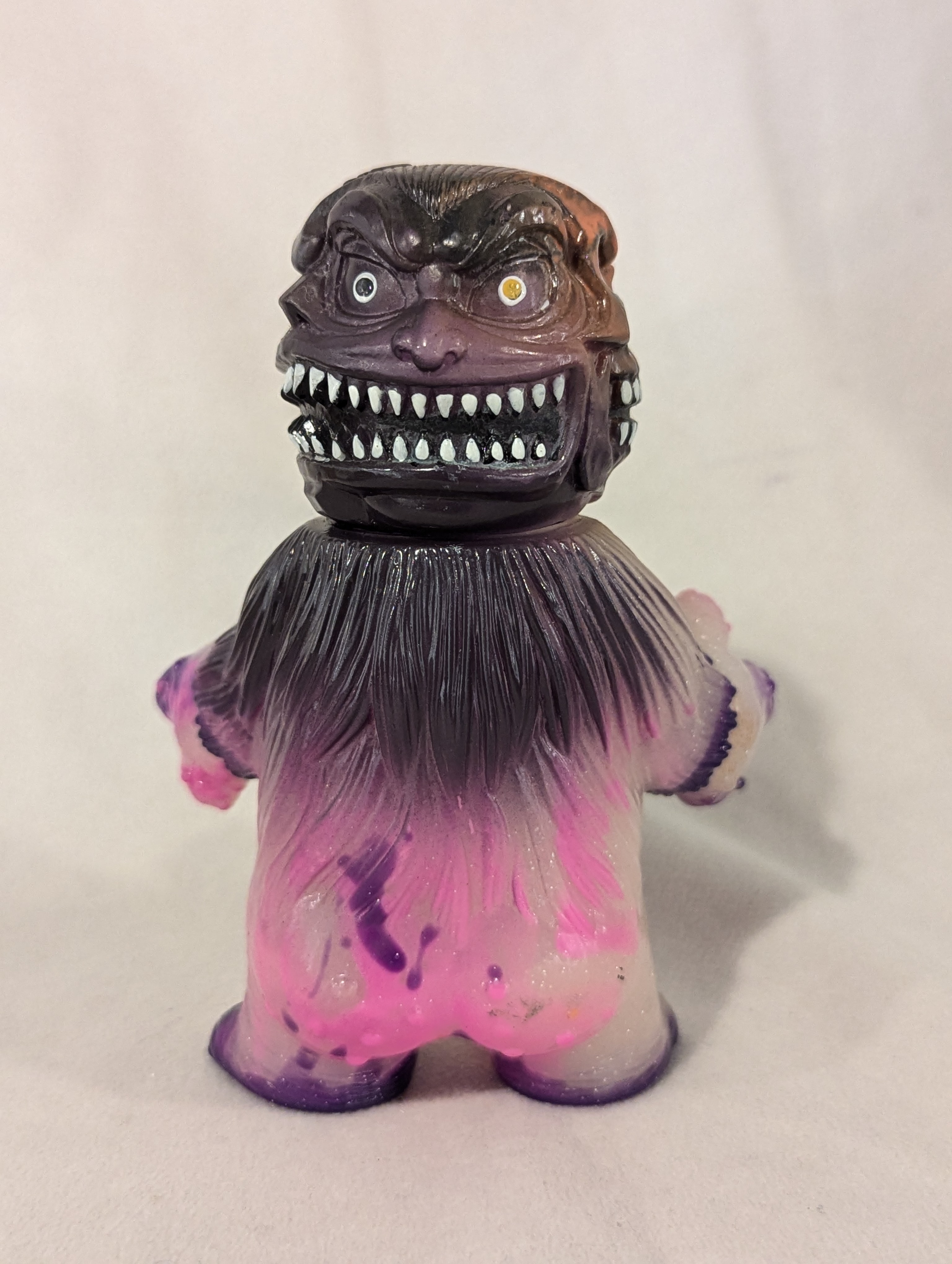 Phobiatoys X ZECTRON binbizii Rowlii ghoul head 乳白ラメ成型