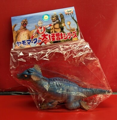 マタンゴ　キャラクティックス　緑成型　赤黒青 Amazon.co.jp: マタンゴ キャラクティックス 緑成型 赤黒青