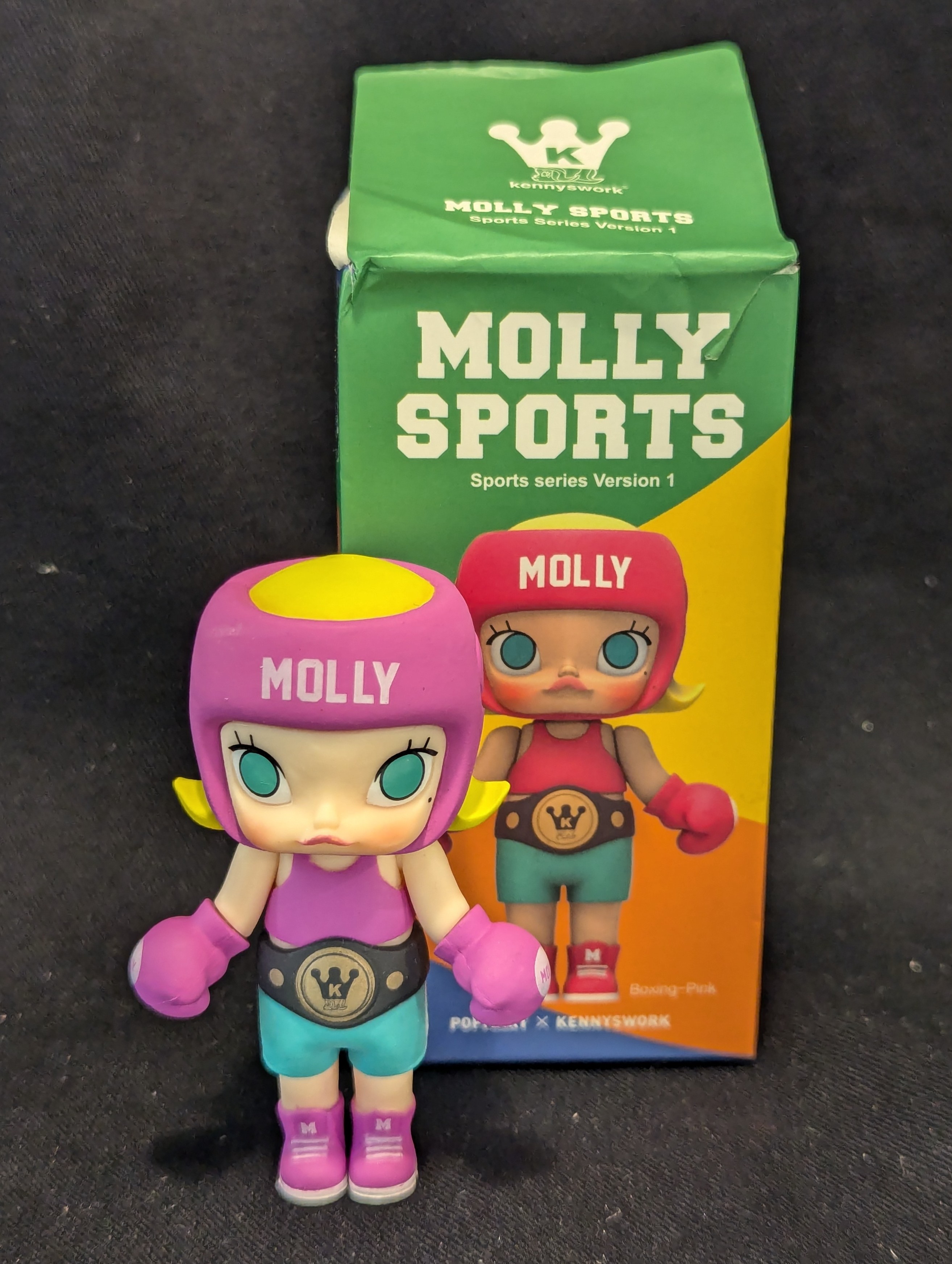 POP MART MOLLY SPORTS SERIES VERSION 1 Kennyswork Boxing