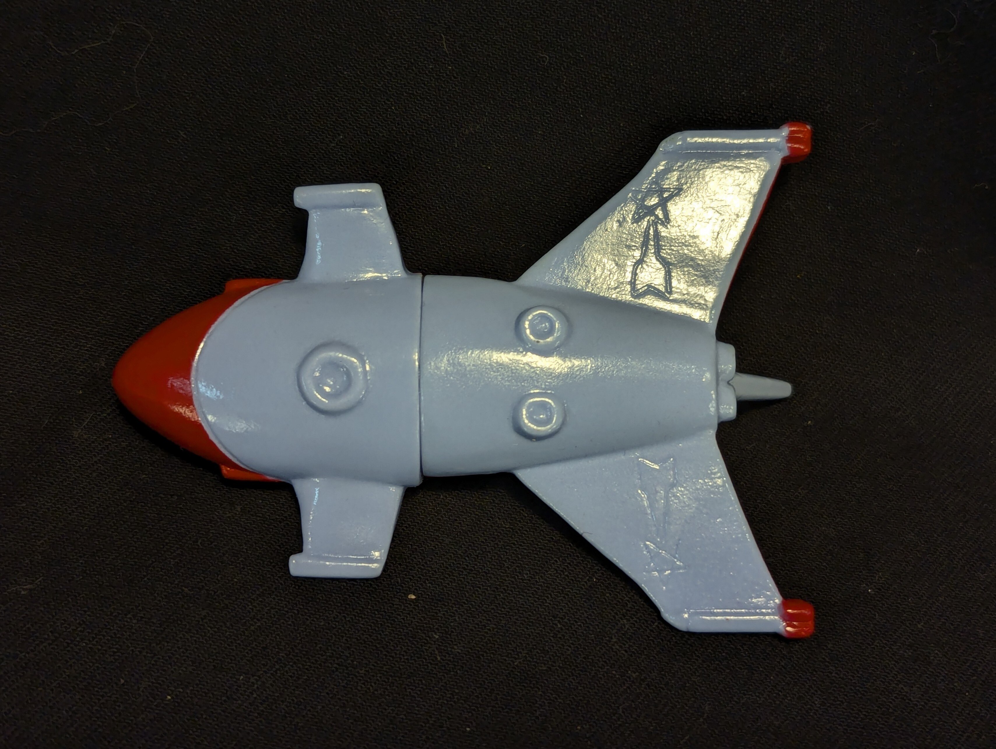 昭和レトロ 絶版マーミット怪獣王国 ウルトラマン科特隊基地ソフビジェットビートル - メルカリ