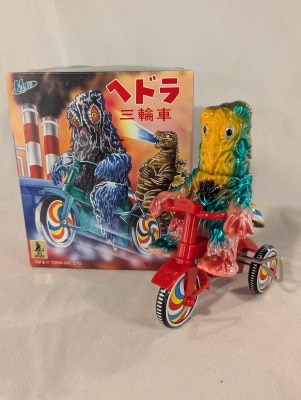M1号 ゴジラ 三輪車 メガギラスゴジラ（M1号 74ゴジラ三輪車