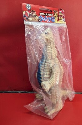ベアモデル オール怪獣コレクション ゴメス青 ミドルサイズ