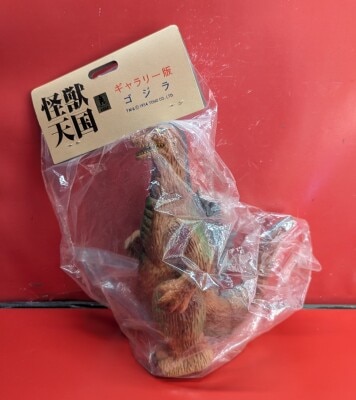 マーミット 怪獣天国 カネゴン貯金箱　開田裕治イラスト版 マーミット 怪獣天国 カネゴン貯金箱 開田裕治イラスト版 - メルカリ