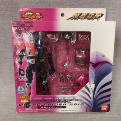 バンダイ 装着変身シリーズ 仮面ライダー龍騎 仮面ライダーライア GD-71