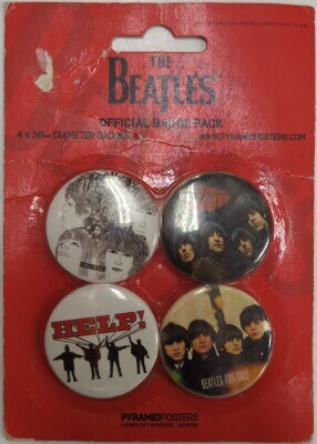 PYRAMID POSTERS OFFICIAL BUTTON BADGE PACK THE BEATLES 台紙赤