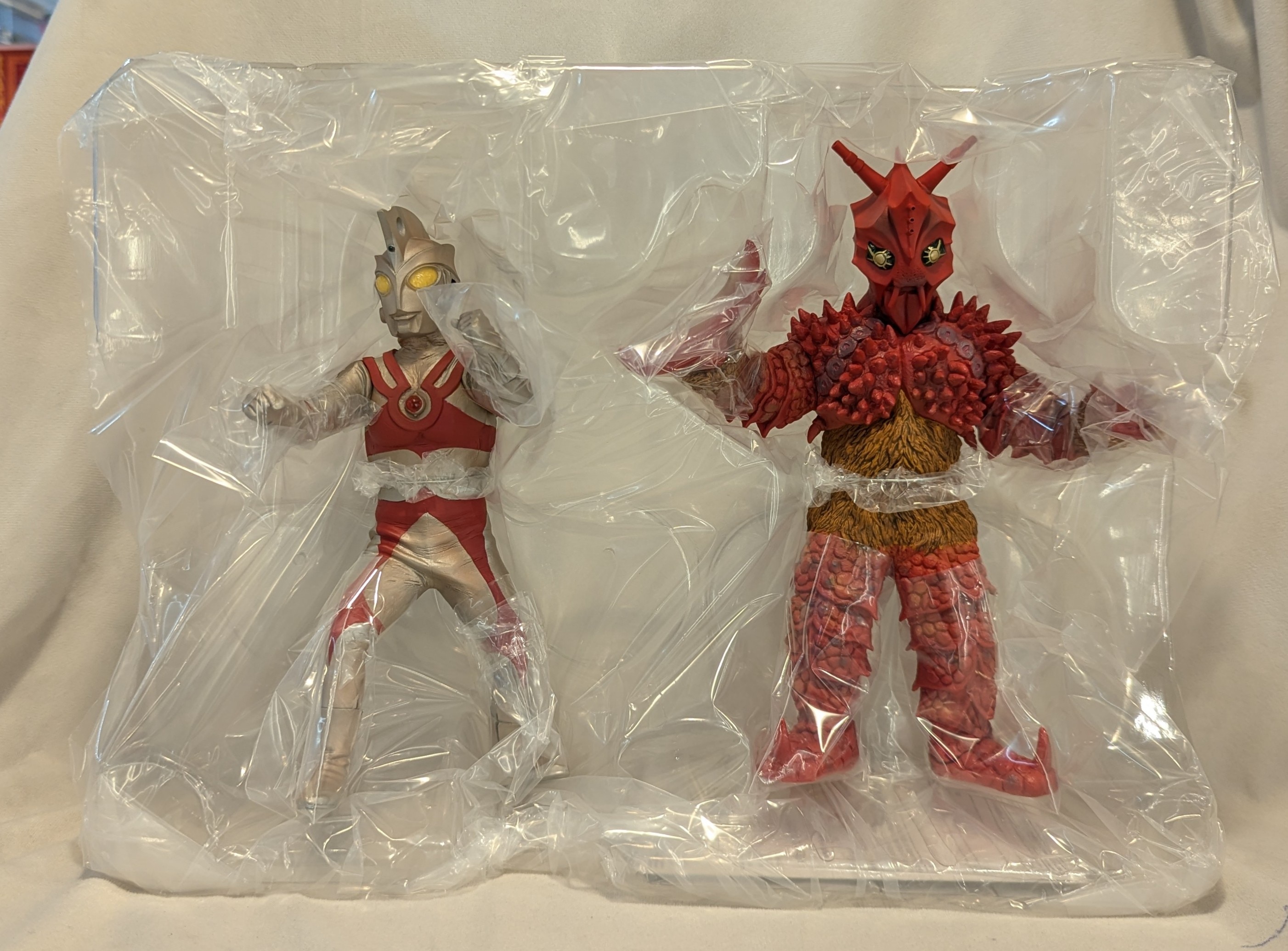 楽天市場】大怪獣シリーズ ウルトラマンエース 異次元空間対決