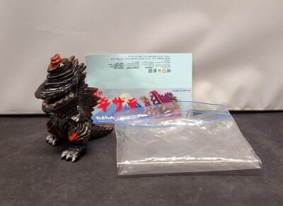 大倉陶園 OKURA ART CHINA 灰皿 白 未使用品 箱付き（冷2464