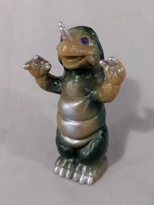 マルサン 日東の怪獣シリーズ ガメラ/紺色未塗装 | まんだらけ