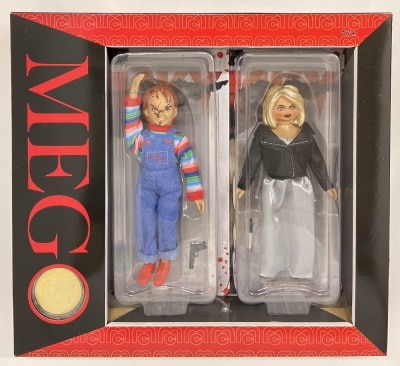 8 ACTION FIGURE
