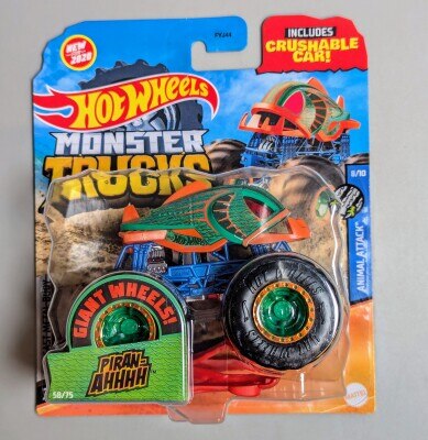 MATTEL MONSTER TRUCKS HOTWHEELS ANIMAL ATTACK PIRAN-AHHHH GJD86