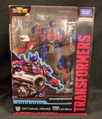 Takara Tomy Studio Series Optimus Prime SS25